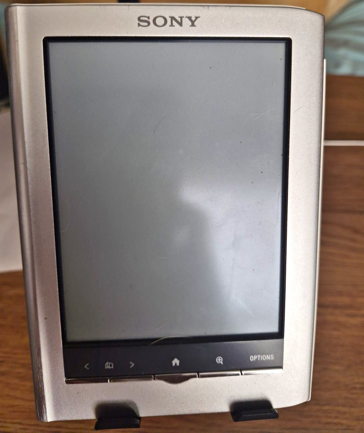 Sony Reader PRS-350 5in Silver Touchscreen eBook Reader 2GB E-Ink