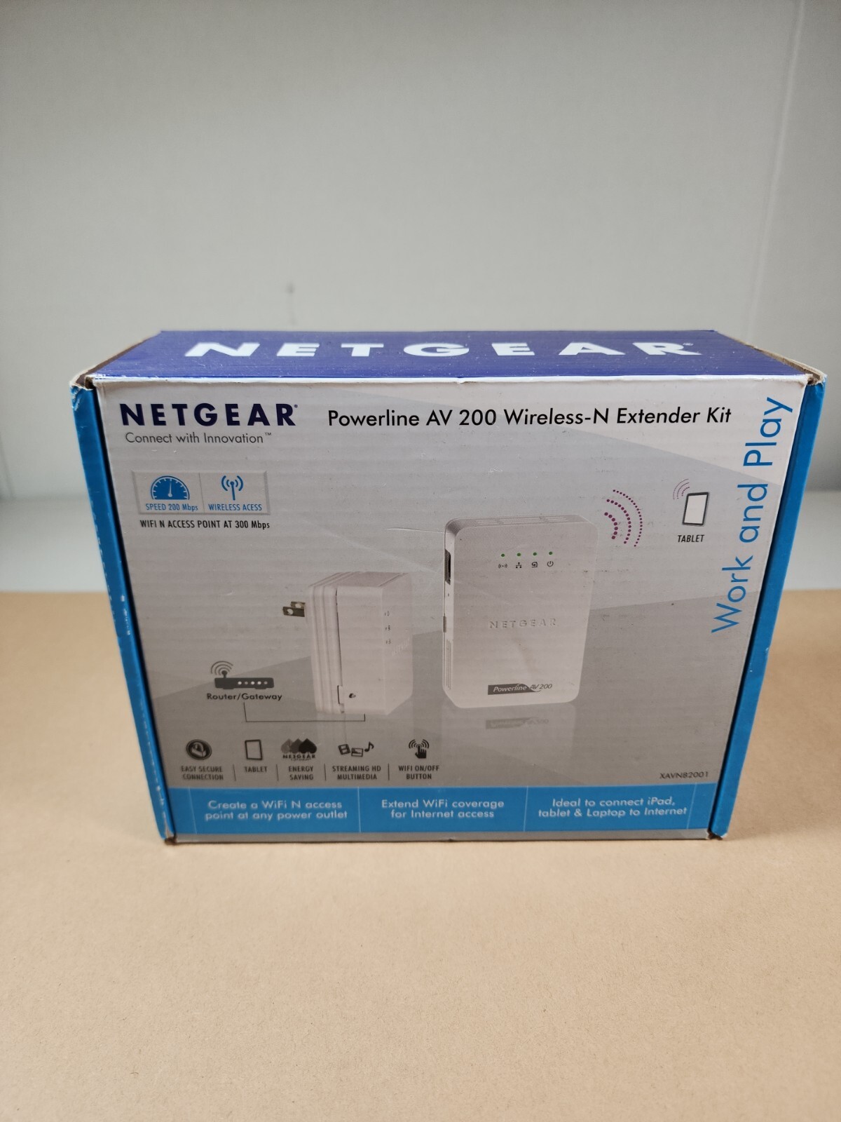 NETGEAR XAVNB2001  Powerline AV 200 WIRELESS-N Extender KIT Open Box