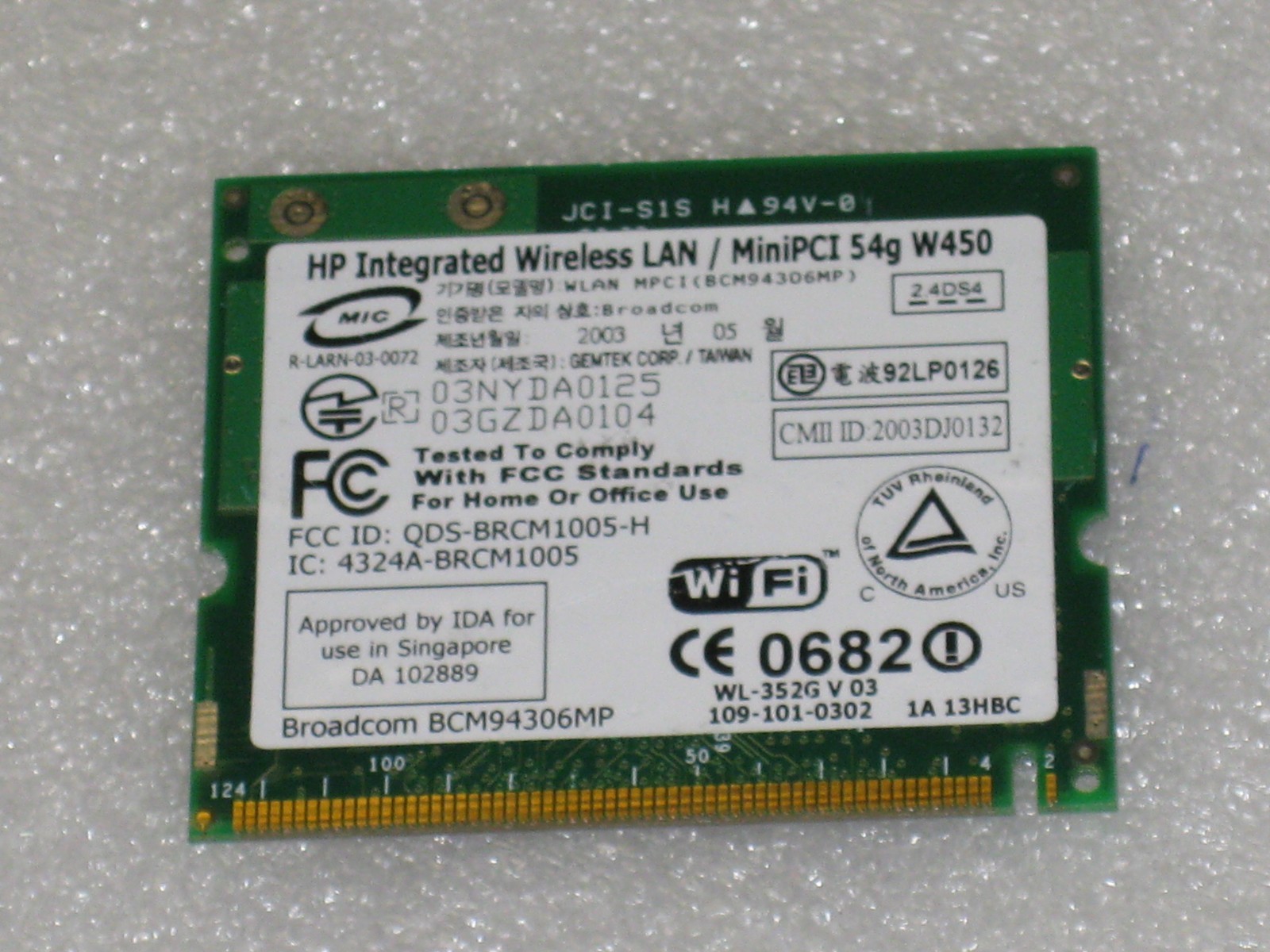 N Compaq 2500 HP Broadcom WiFi 54g Wireless Card BCM94306MP 326685-001 325333-00