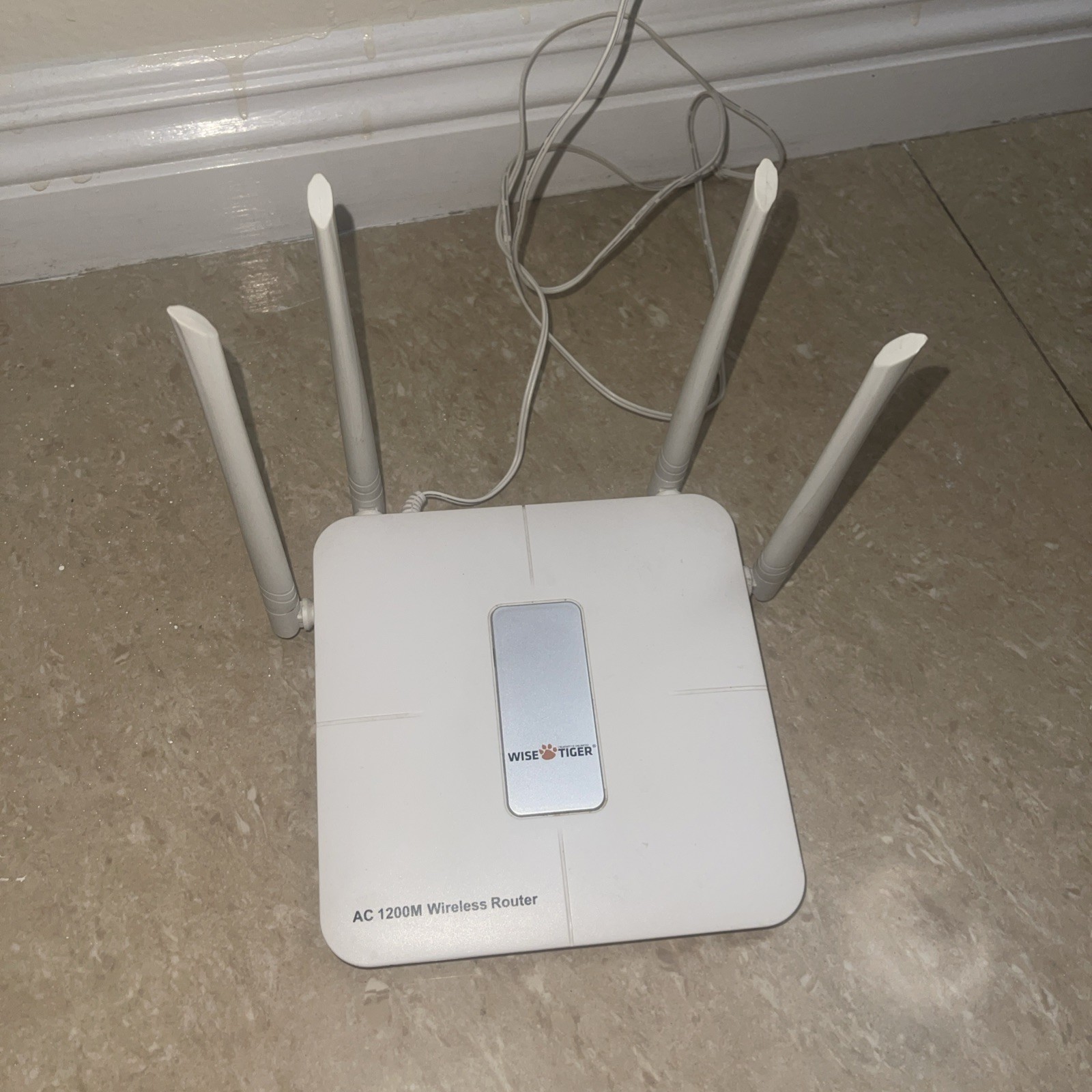 Wise Tiger AC1200M 2.4G & 5.0G Wireless Dual Band Gigabit WiFi Router