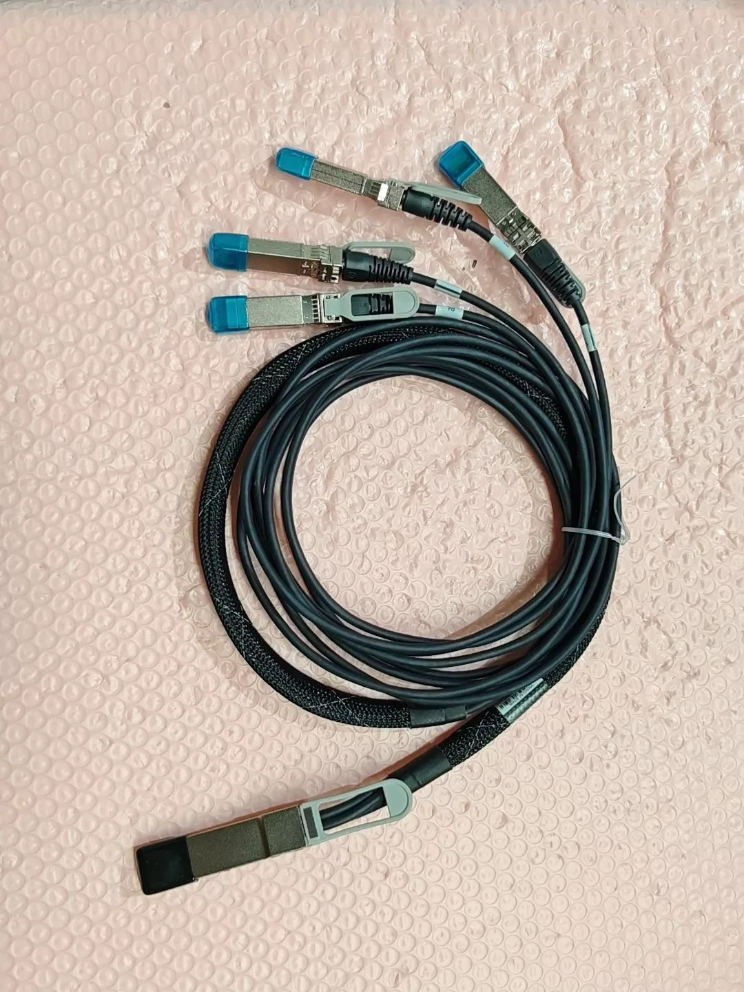 1pc 5m QSFP-4SFP25G-CU5M Compatible Cisco 100G QSFP28 to 4x25G SFP28 DAC Cable