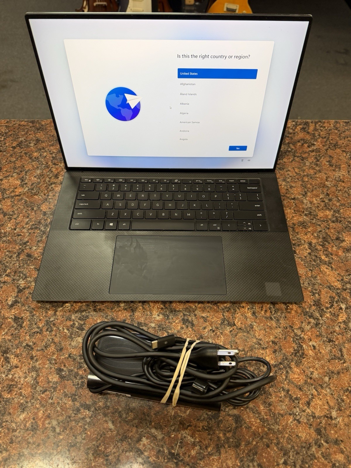 Dell Precision 5560 15.6" i7-11850H 2.5GHz 32GB RAM 512GB SSD RTX A2000 - B2
