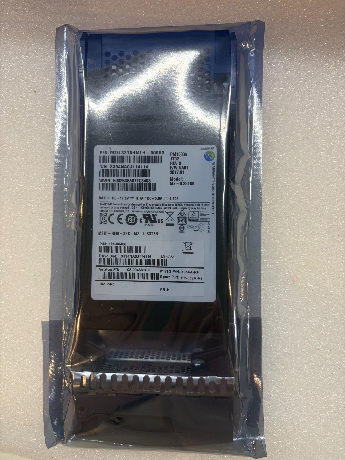 NetApp X356A-R6 X356A 3.84TB SAS 12G SSD MZILS3T8HMLH-000G3 108-00468 Hard Drive