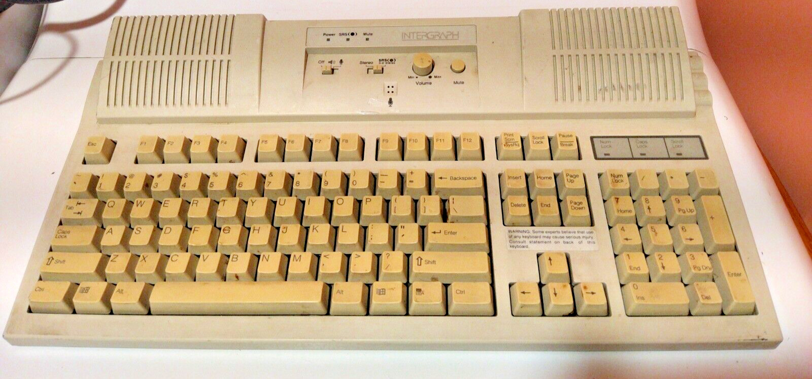 Vintage Intergraph Keyboard Model RT915CTW P/N CT508601 - SOLD AS IS No Cable 