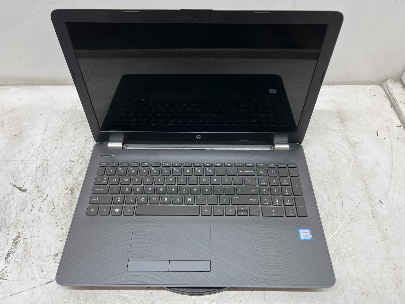 HP 15-BS087CL Intel i7-7500U 2.7GHz 8 GB Windows 11 2TB Windows 11