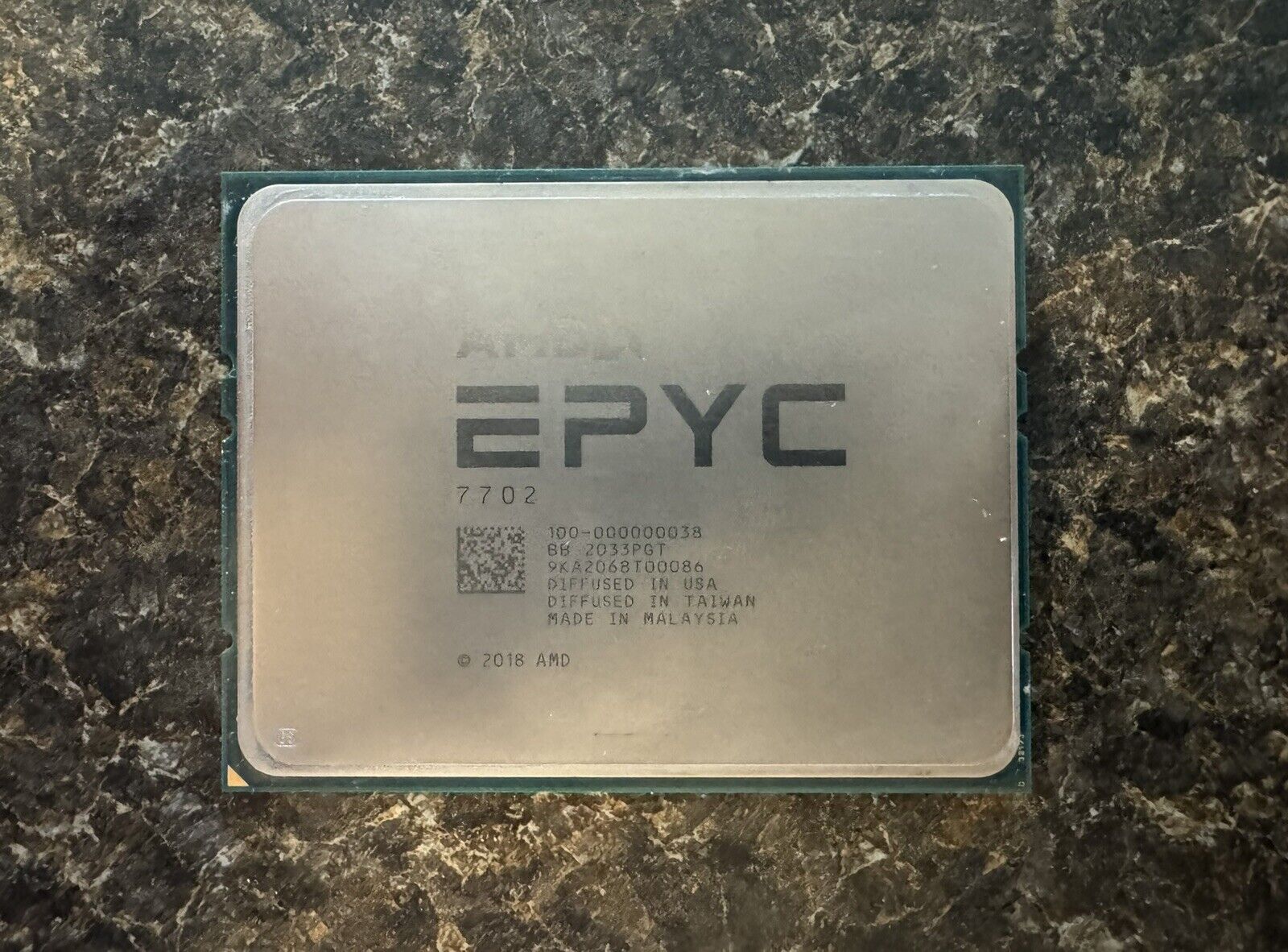 AMD EPYC 7702 2.0GHz 64-Core Processor Read The Description