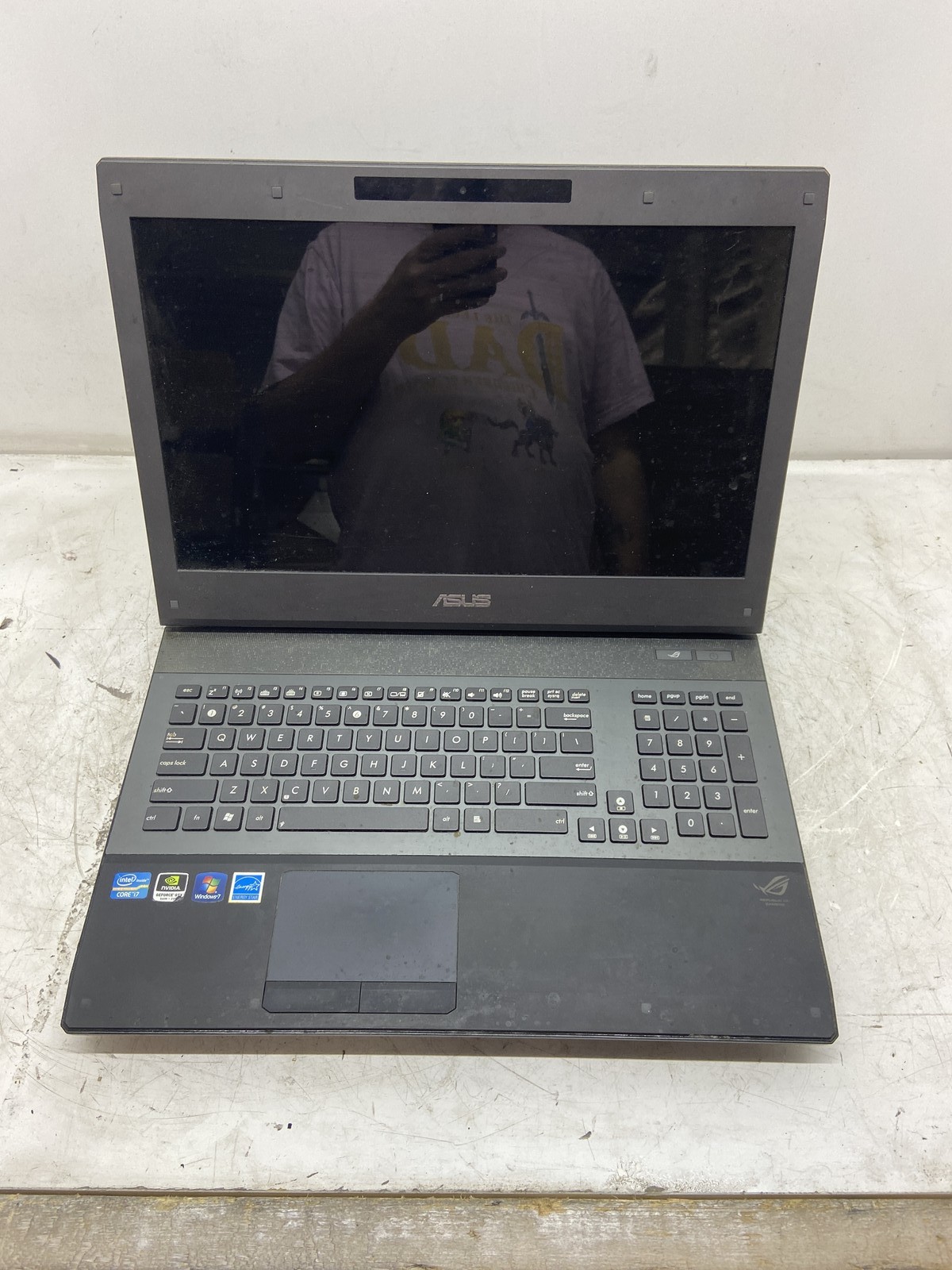 ASUS G74S Intel Core i7-2670QM 2.2 GHz  NO HDD