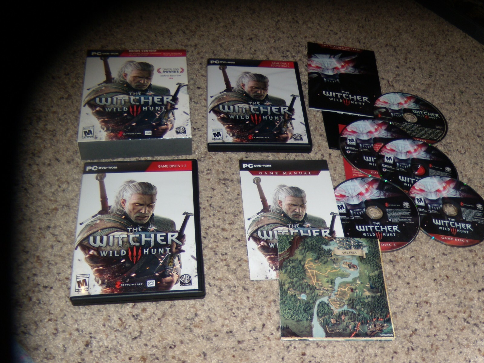The Witcher III Wild Hunt Near Mint PC Game with map, manual, case & soundtrack