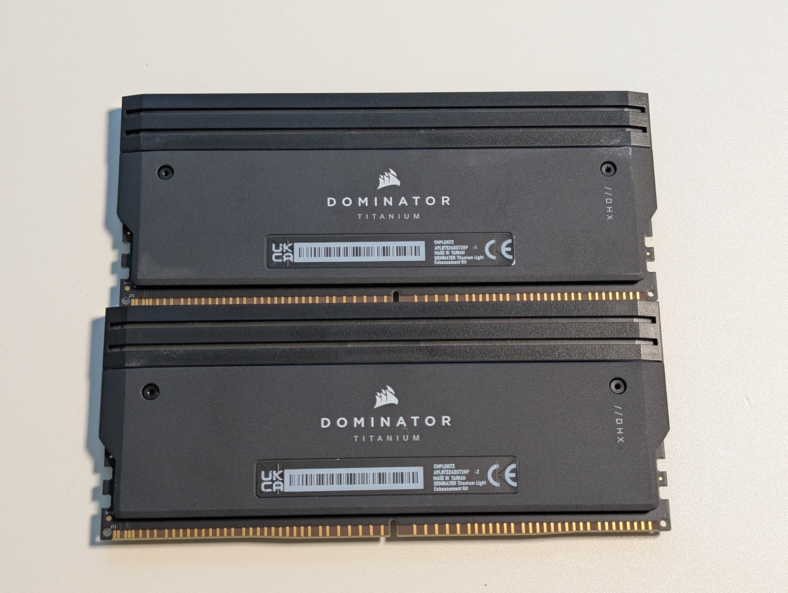 Corsair Dominator Titanium RGB Light Enhancement Kit 2x0GB DDR5 Dummy DIMM Black