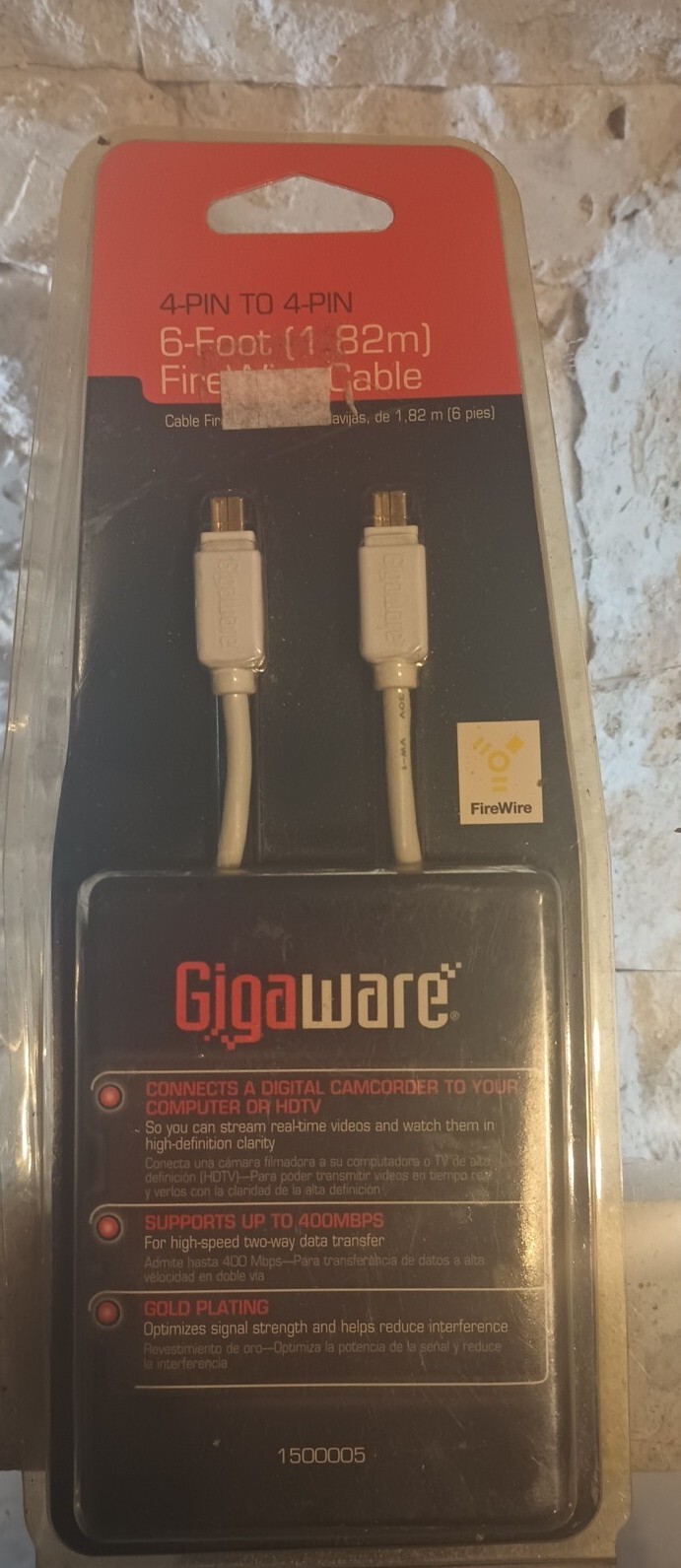 RadioShack GigaWare 4-Pin to 4-Pin 6Ft FireWire Cable 1500005
