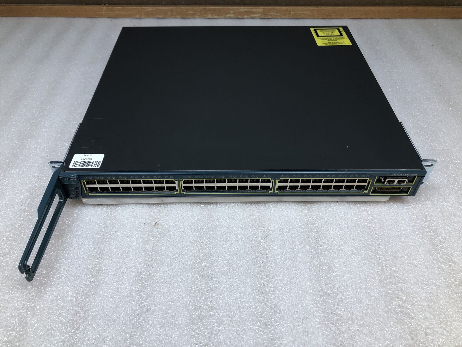 Cisco Catalyst 3550 WS-C3550-48-SMI 48-Port Fast Managed Ethernet Switch -RESET