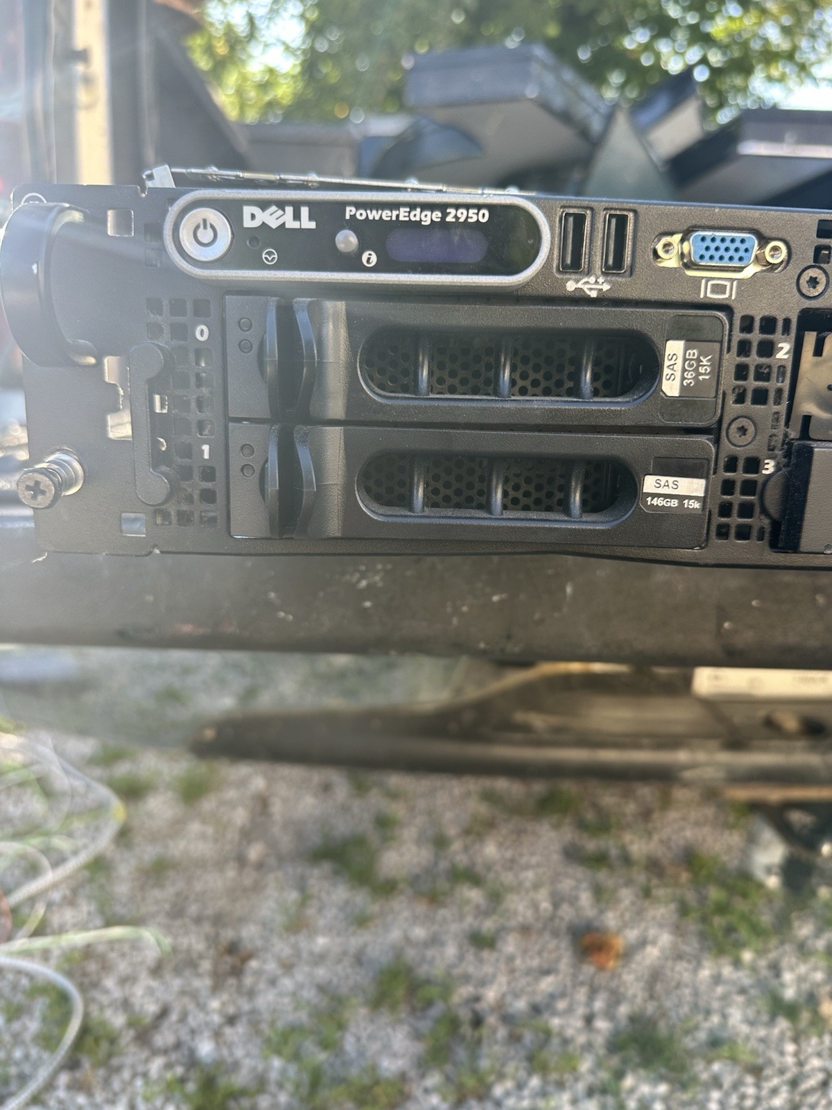 Dell PowerEdge 2950 Rack Mount Server Wired Ethernet RJ-45 USB VGA