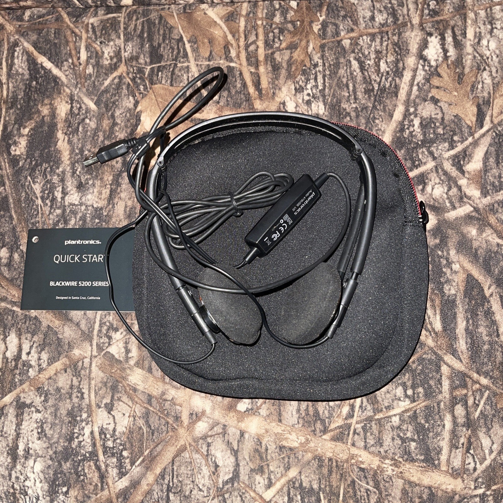 Plantronics Poly Blackwire 5200 Series C5200 Wired USB w/ Soft Case