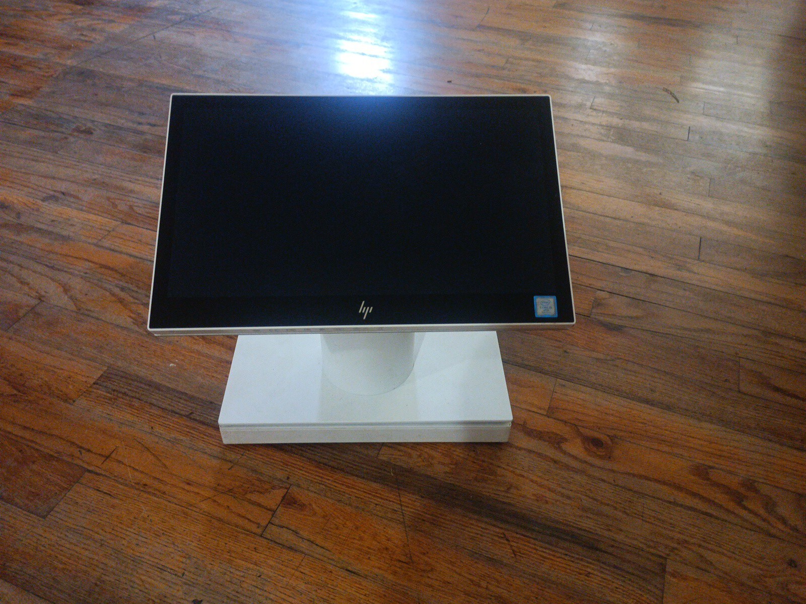 HP Engage-1 model 145 All-in-One