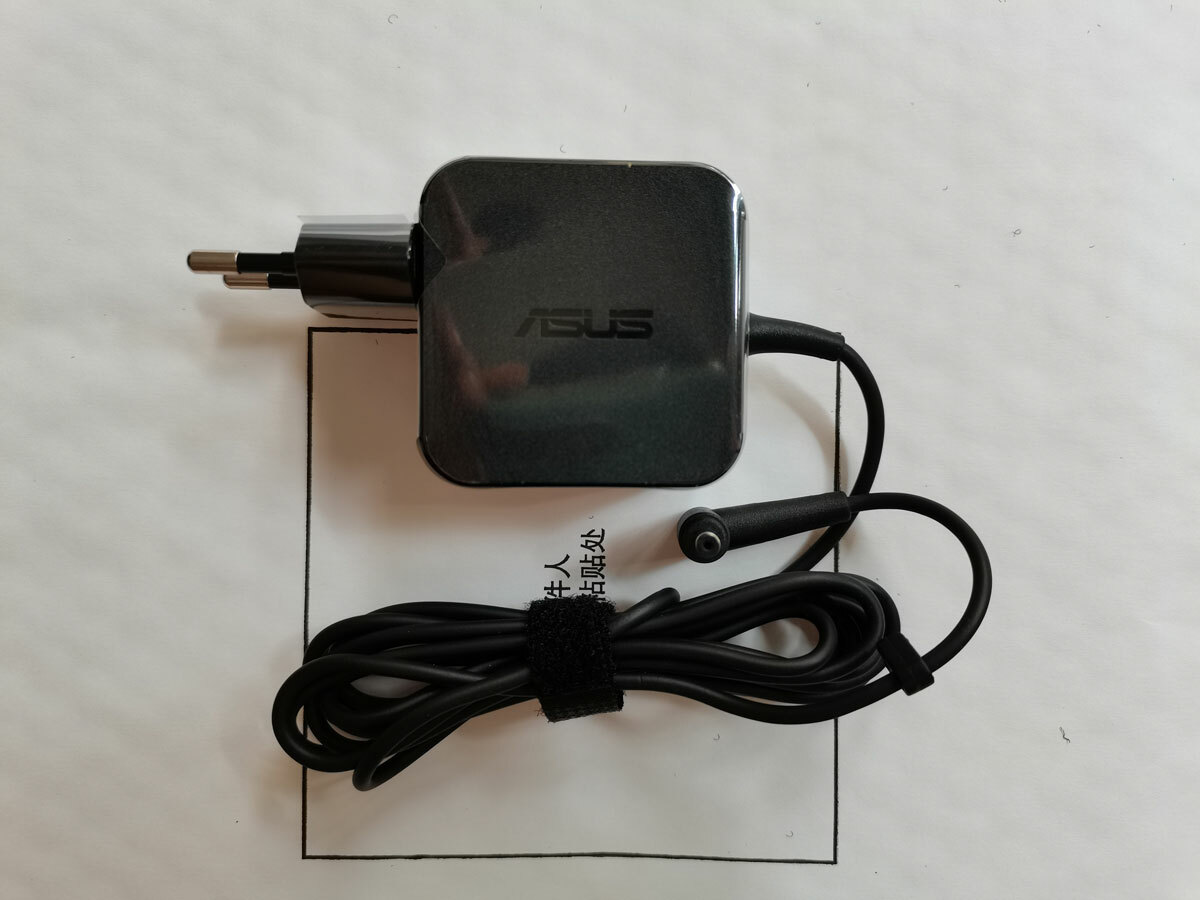 OEM W16-045N3B 19V 2.37A 4.0mm 45W For ASUS Vivobook X415D M415D M415DA-DB21 NEW
