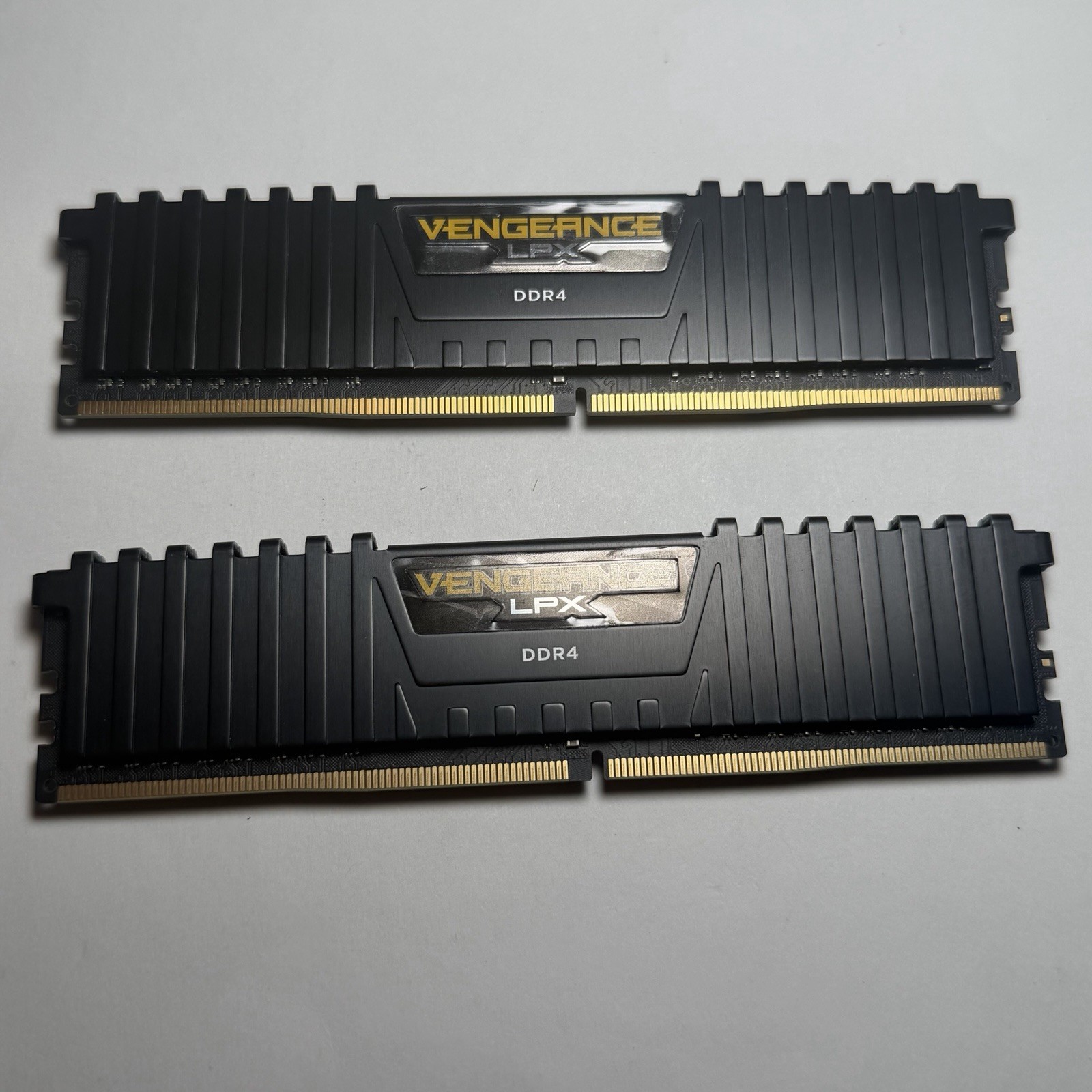 Corsair Vengeance LPX 16GB (2x8GB) RAM DDR4 3200MHz CMK16GX4M2B3200C16