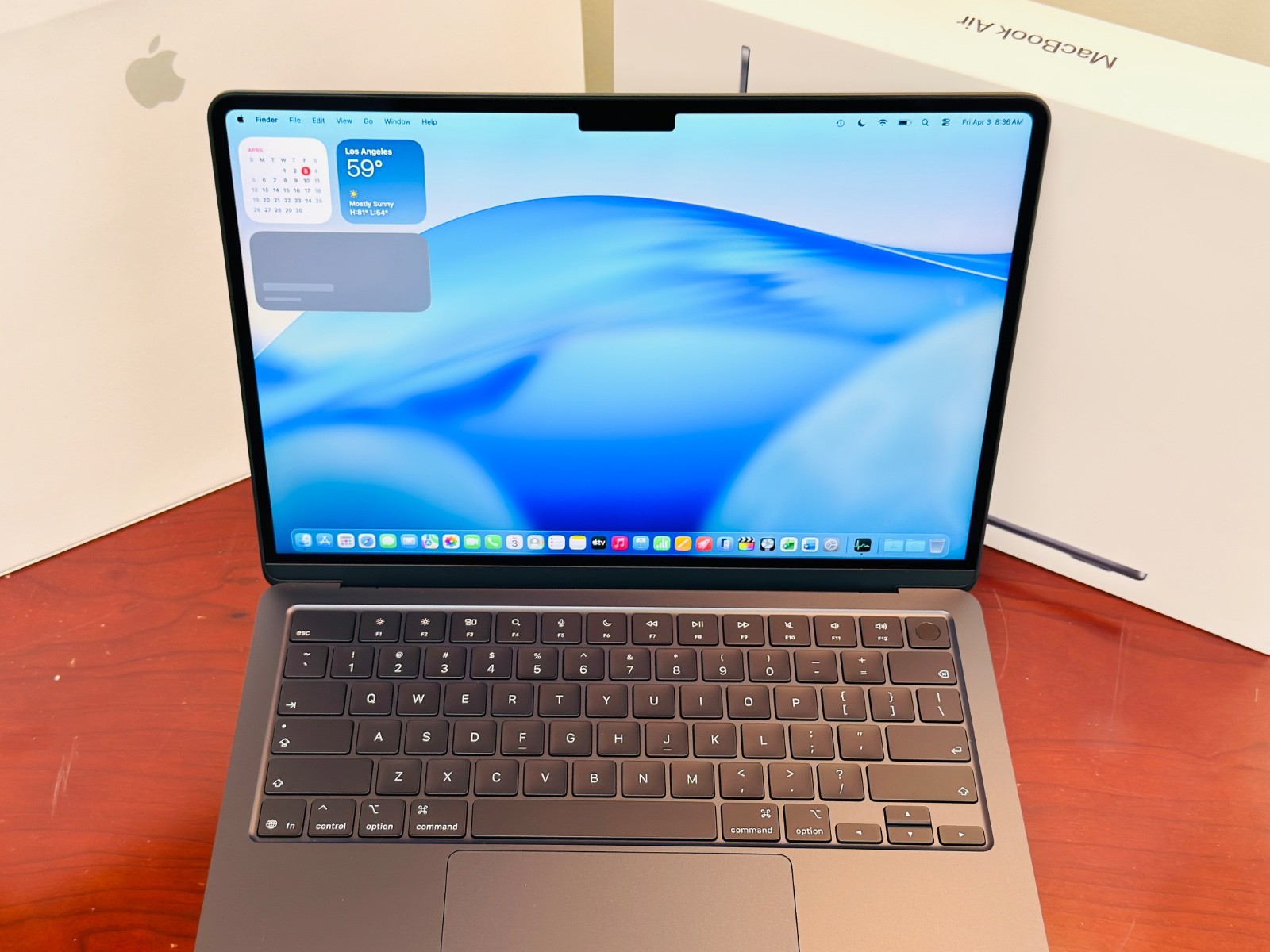 (NO SHIP) Apple MacBook Air 13 inch M4 Chip 24GB RAM 512GB SSD with AppleCare+