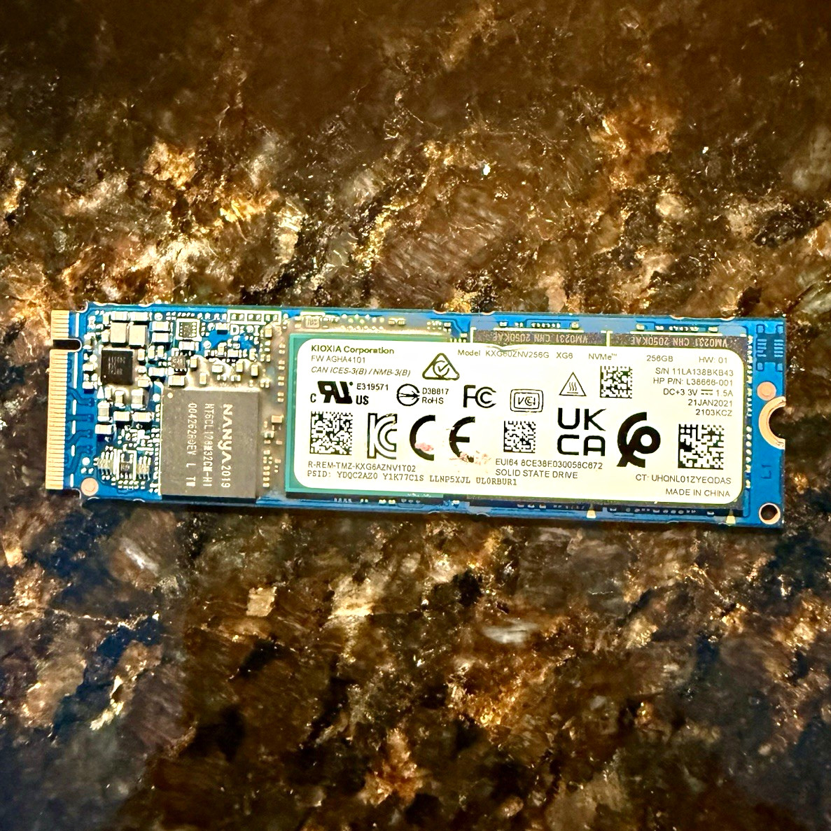 KIOXIA XG6 KXG60ZNV256G XG6 256GB NVMe M.2 2280 Internal SSD