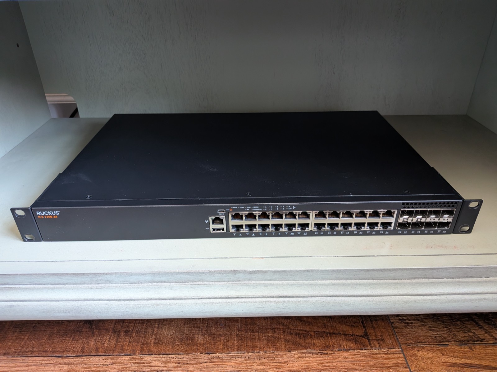 Ruckus Brocade 24 Ports Stackable Access Switch - Black (ICX715024P2X10G)