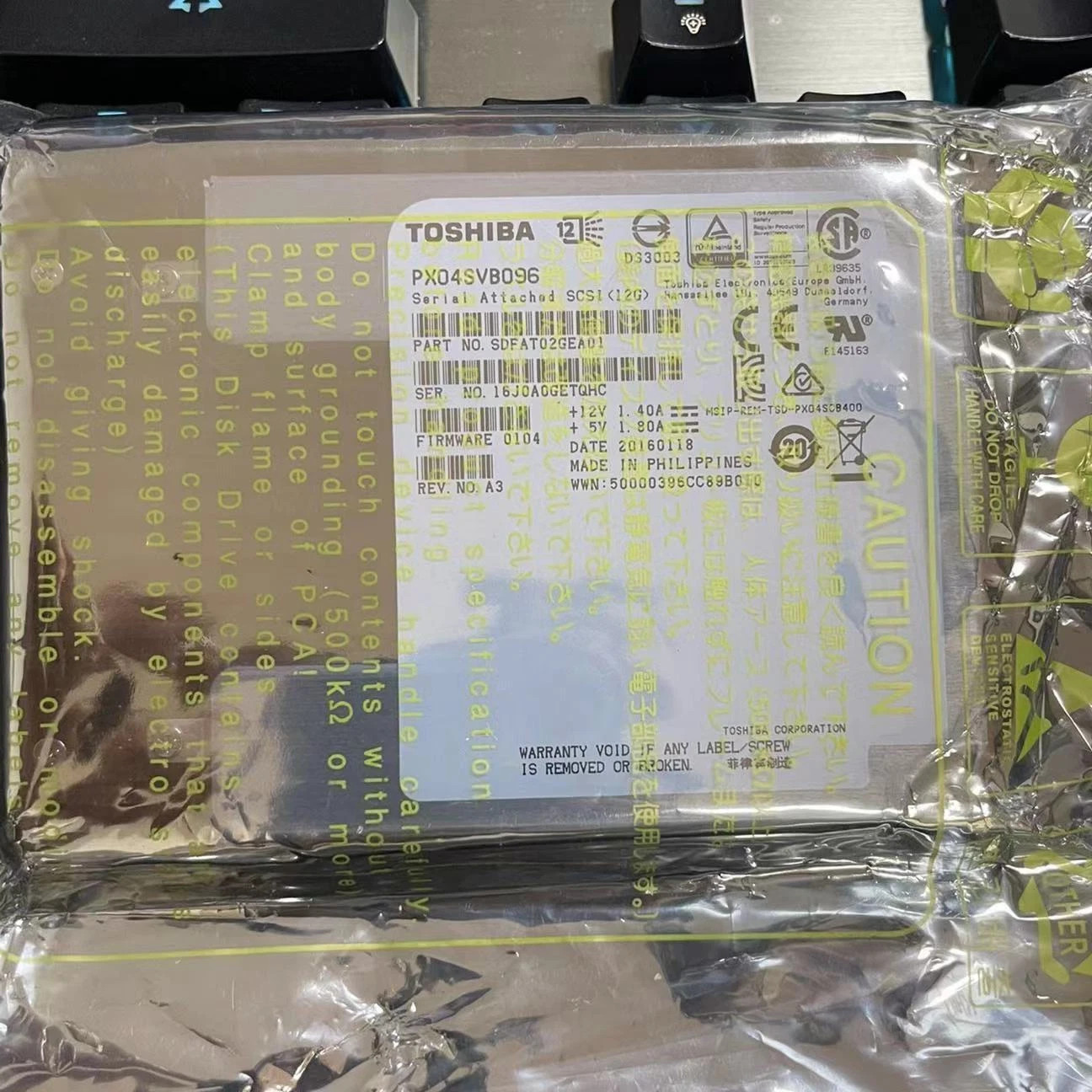 TOSHIBA 960GB SSD SAS PX04SVB096 2.5" SDFAT02GEA01 SCSI 12G Solid State Drive-
