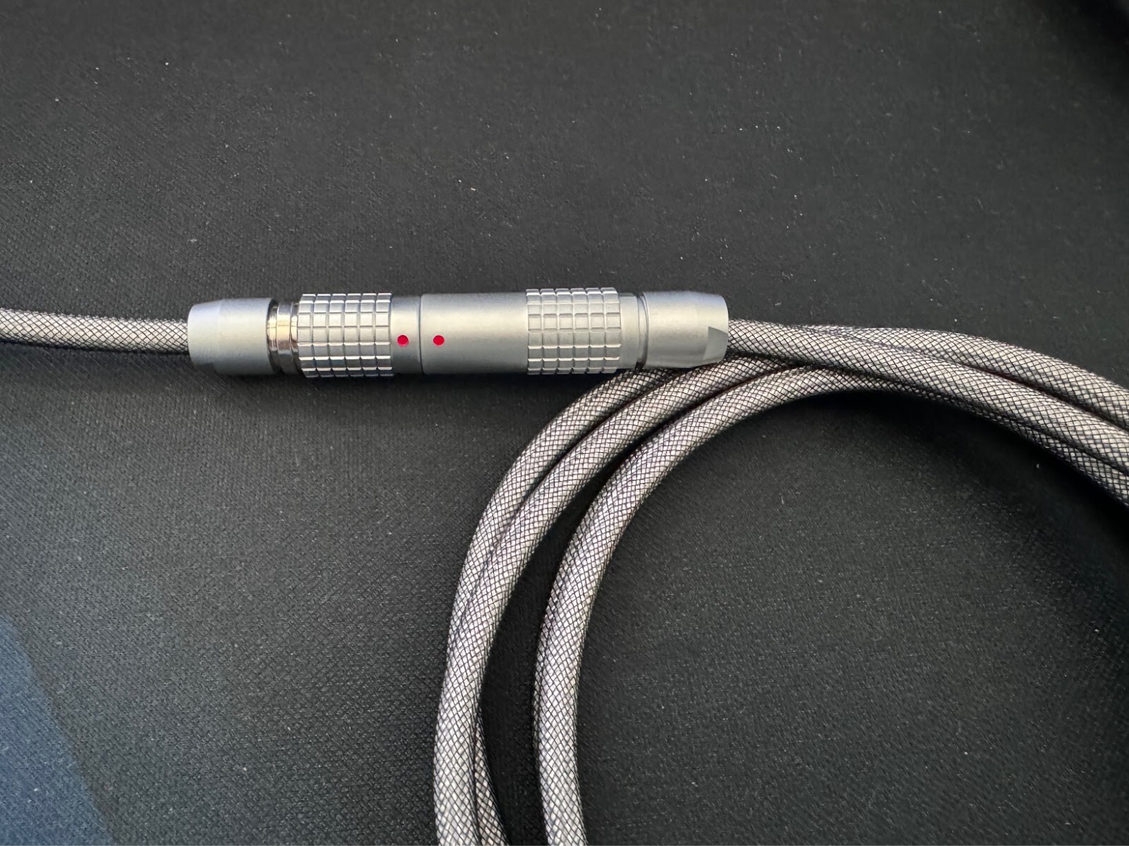 Custom USB-C Mechanical Keyboard Sleeved Slim Push/Pull Connector Cable - Silver