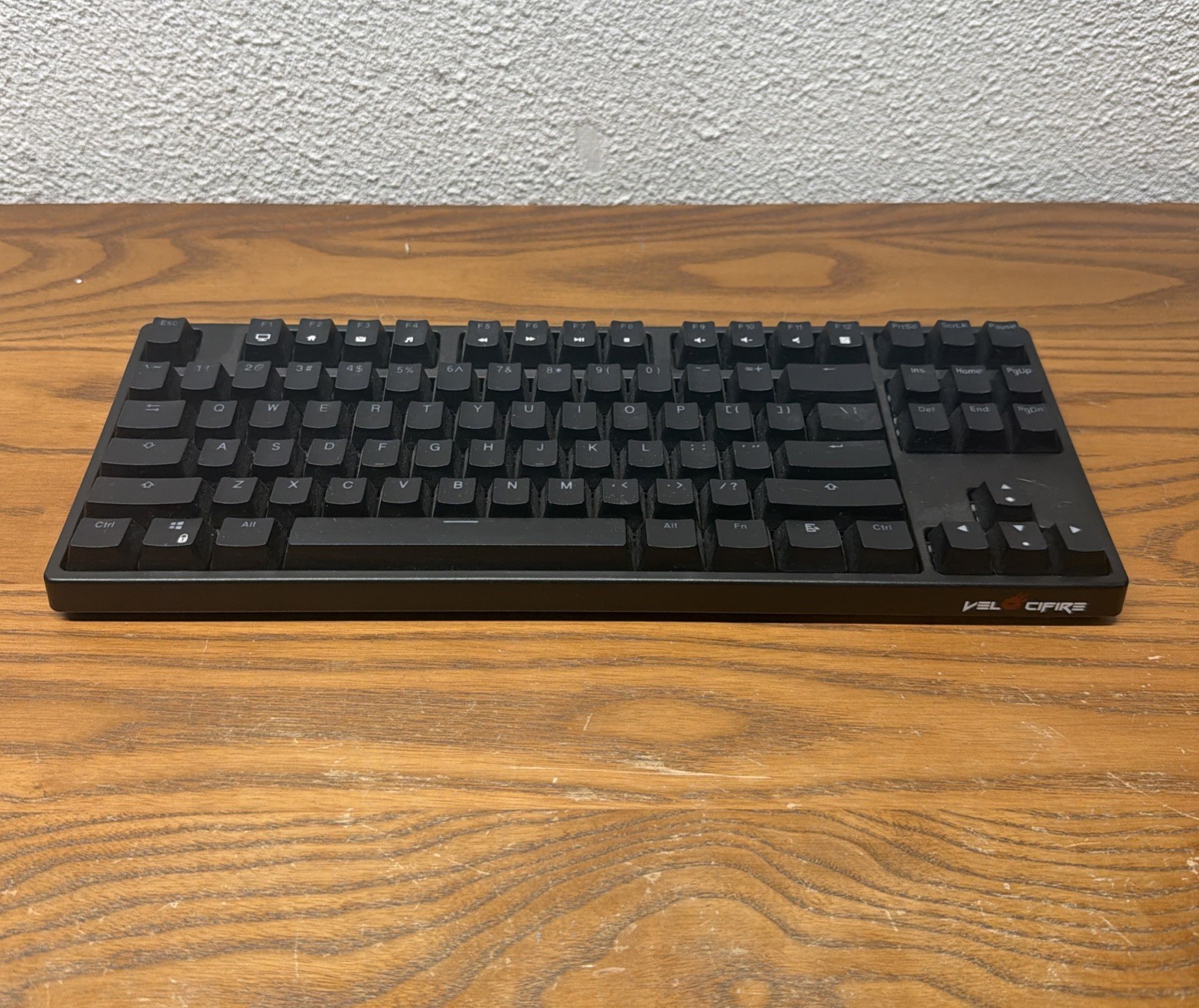 Velocifire TKL02WS Mechanical Keyboard  Black USB-C Missing 1 Foot