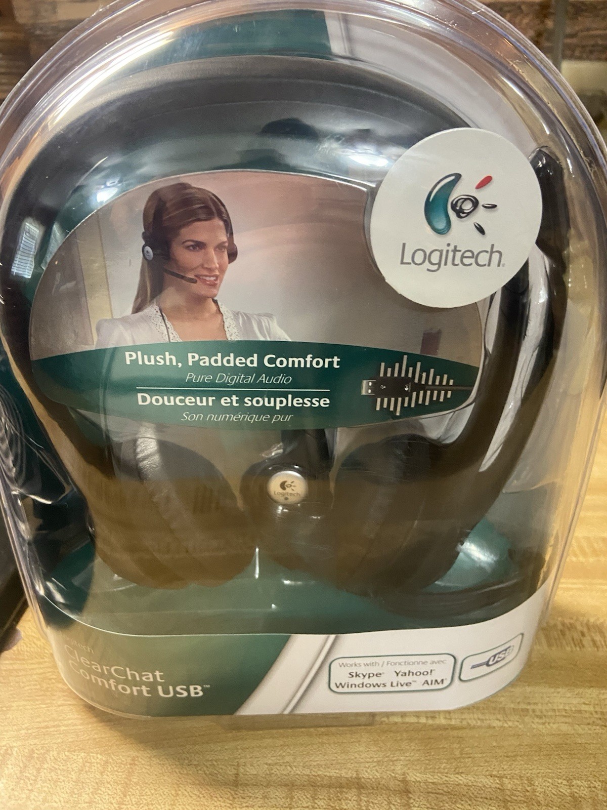 Logitech ClearChat Comfort USB Headset with Noise Cancelling Microphone SEALED