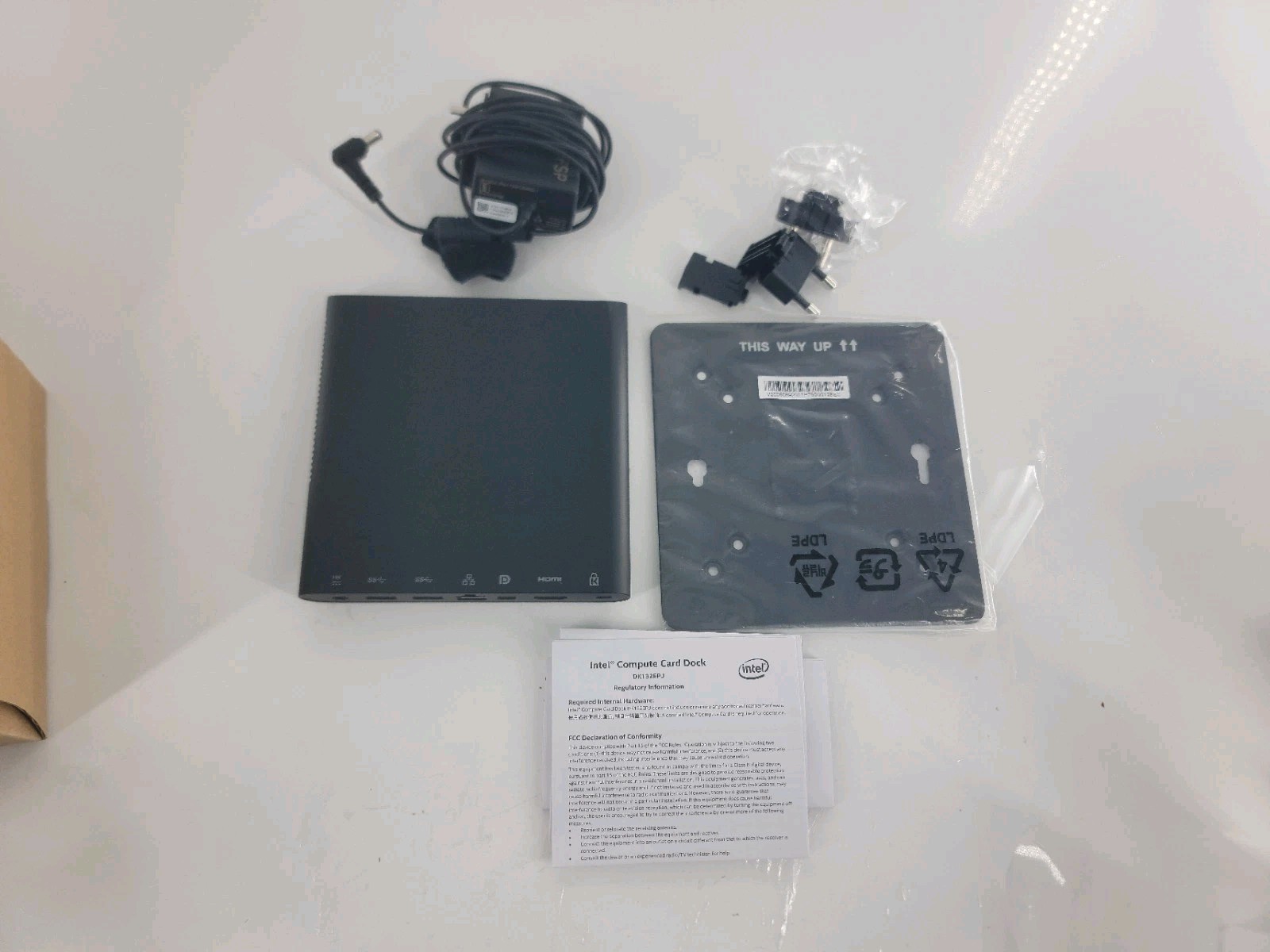 Intel BLKDK132EPJ DK132EPJ Compute Card Dock NEW NO BOX