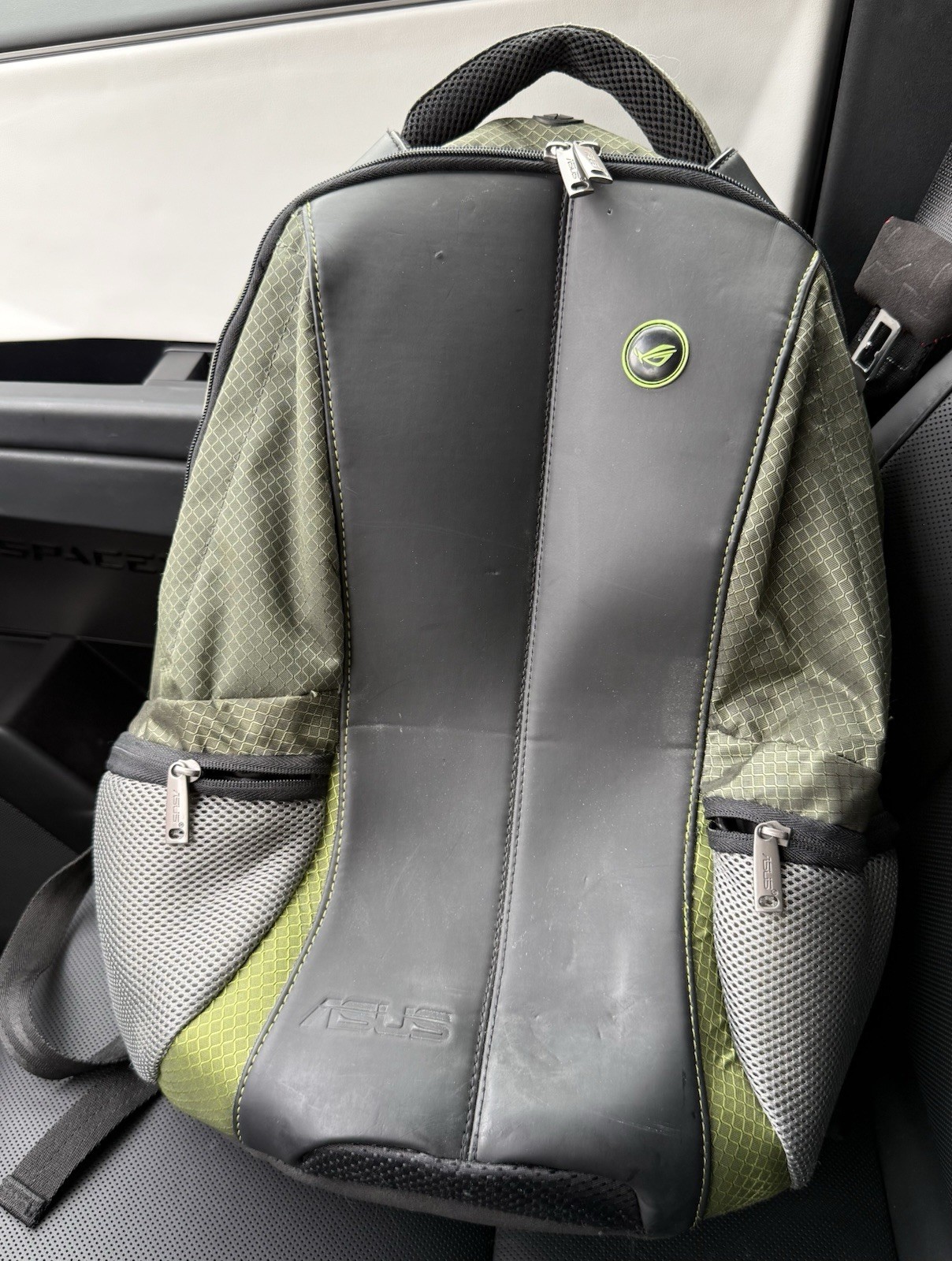 Asus ROG Republic Gamer Backpack