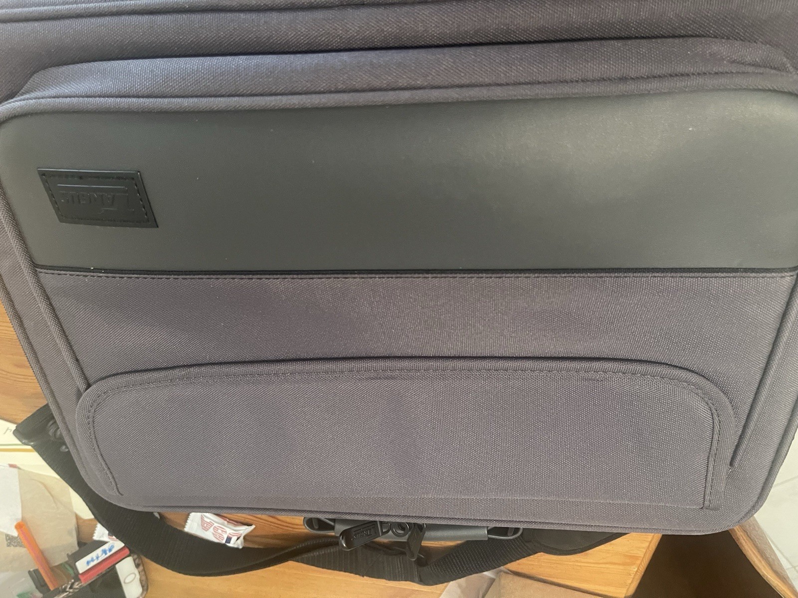 NOS Targus Notepad Platinum Notebook Carrying Case Model CN02