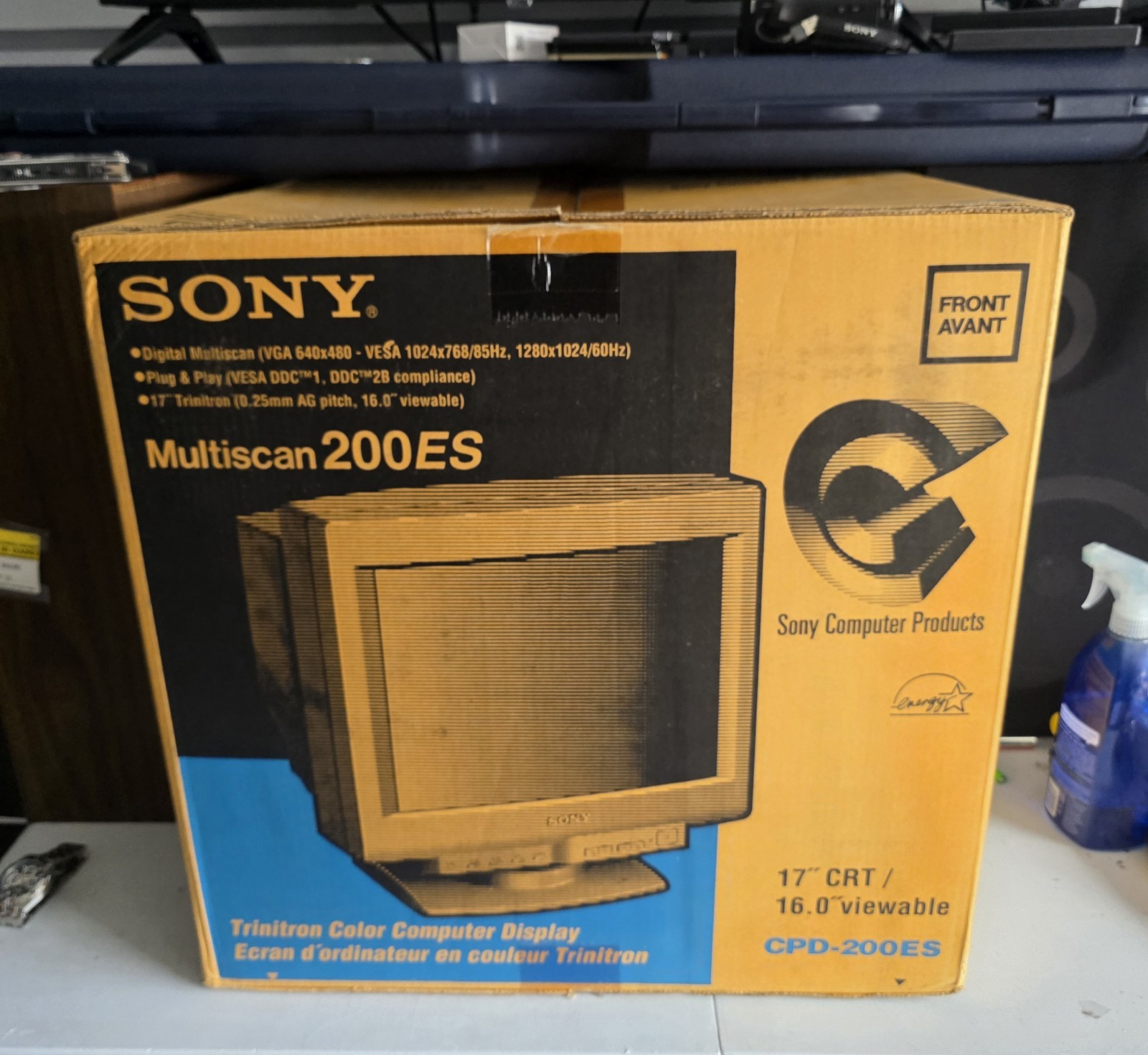 Sony Multiscan 200ES 17 in Trinitron CRT Monitor With Box, Working 