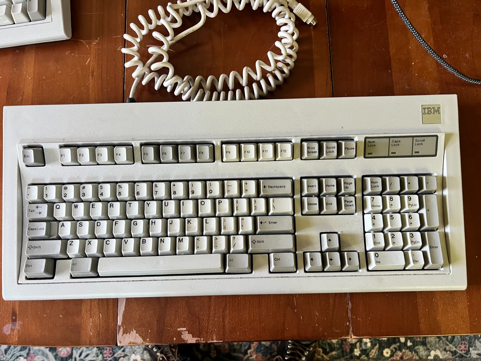 Vintage IBM Model M  Silver Badge 1988  (PN 1390131) Keyboard with cord