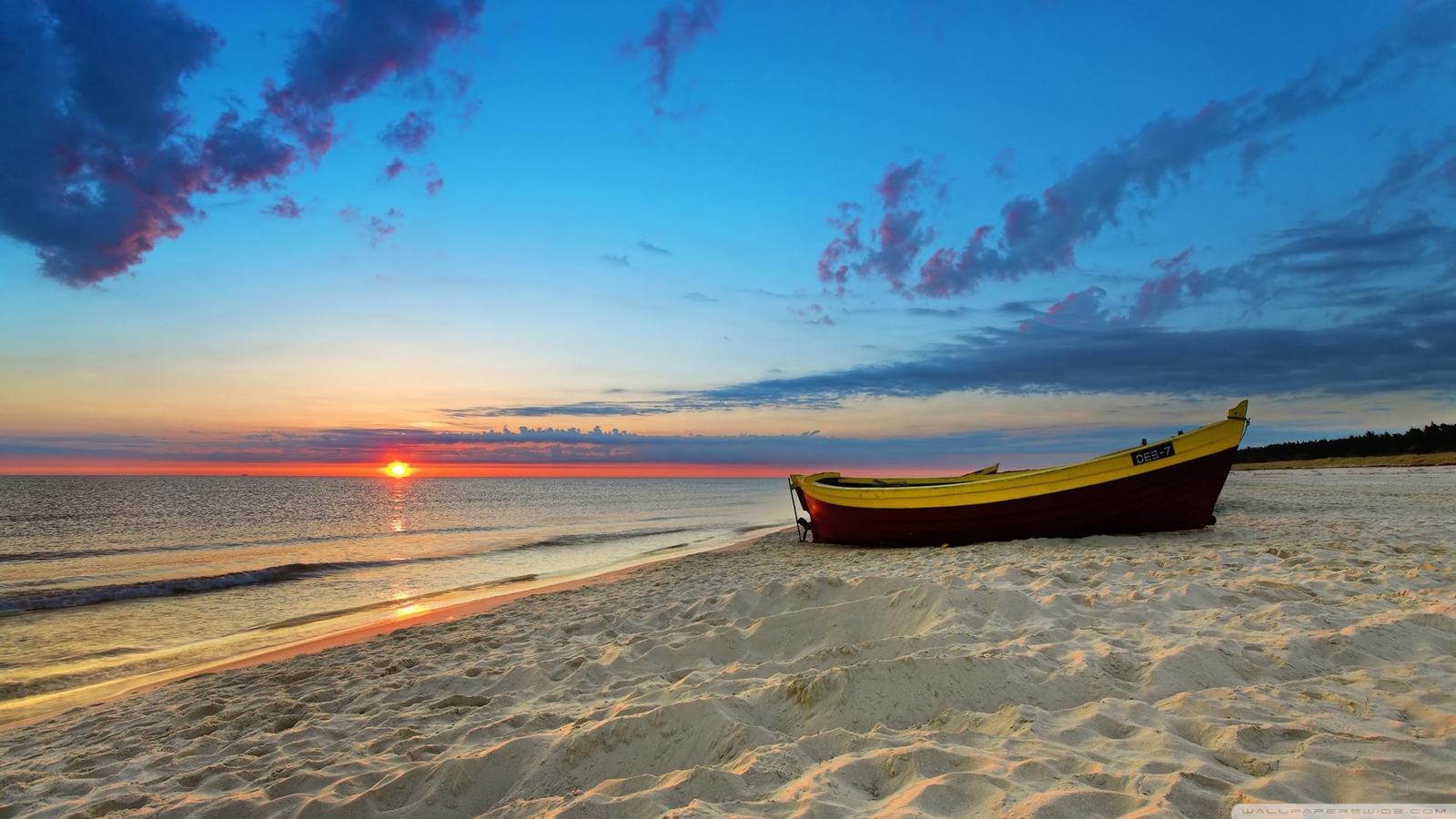 Landscape sunset boat Custom Gaming Mat Desk