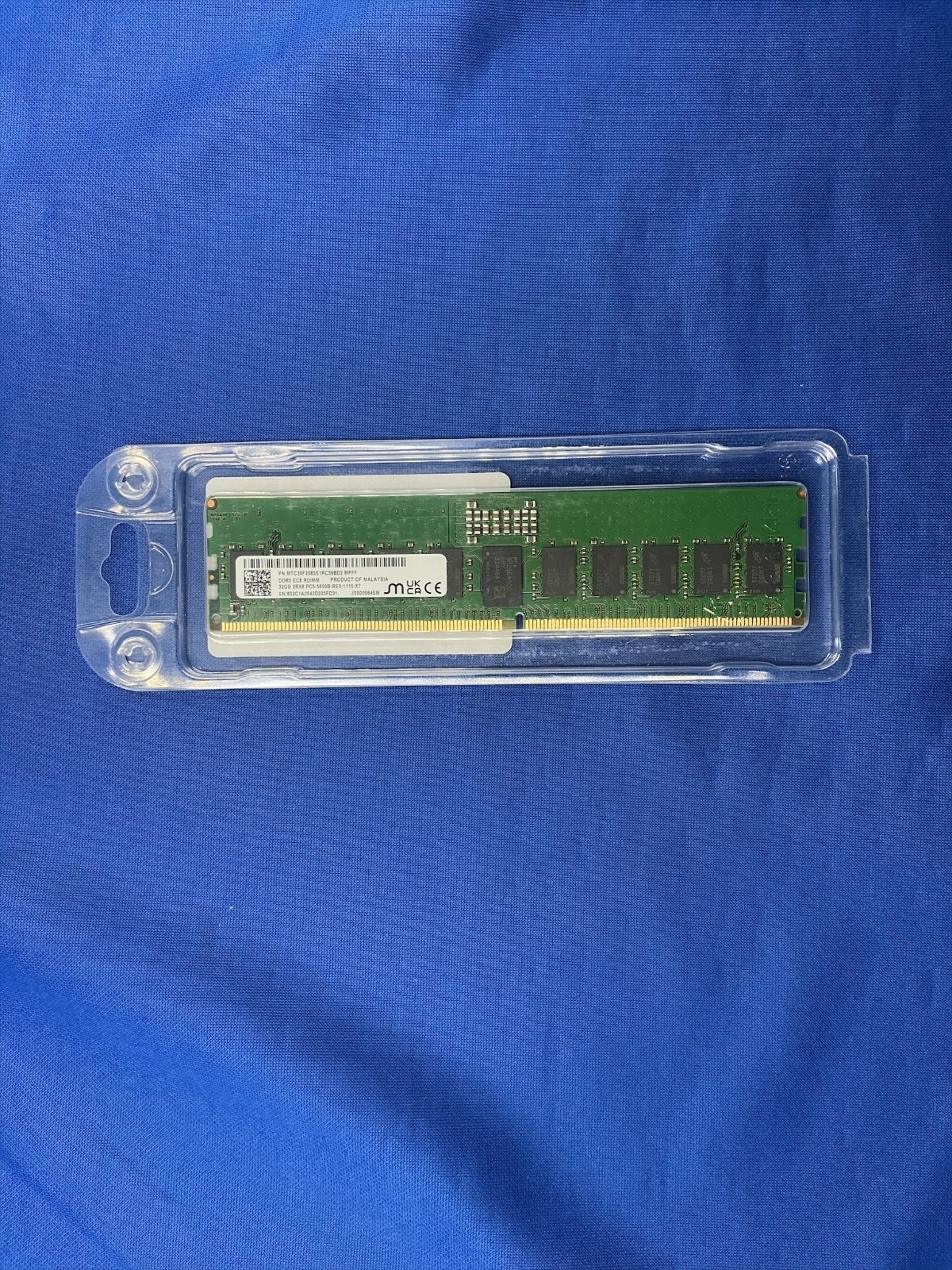 MTC20F2085S1RC56BD2 MICRON 32GB (1X32GB) 2RX8 PC5-5600B RDIMM MEMORY