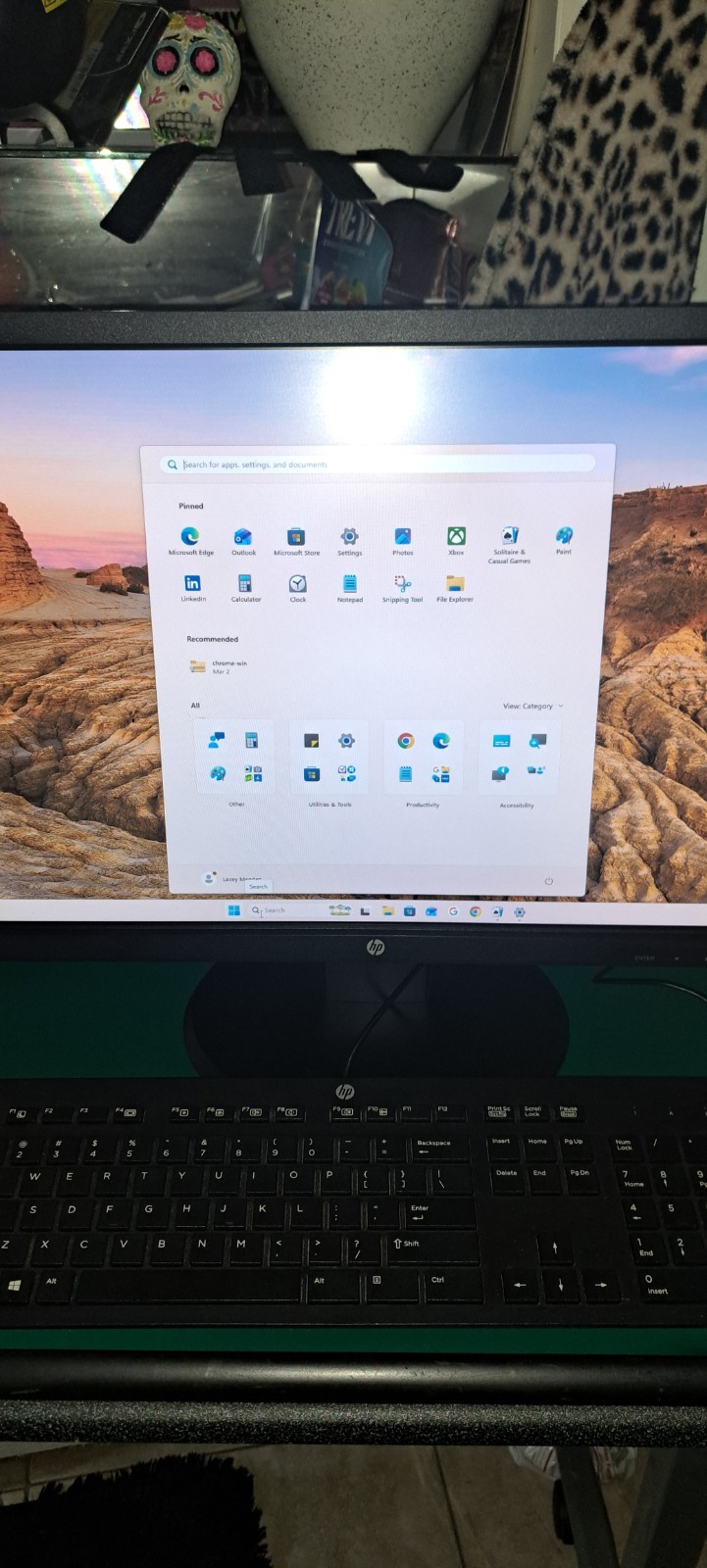 Dell OptiPlex 3060 Mini PC + HP 24” Monitor (Full Setup w/ Keyboard & Mouse)