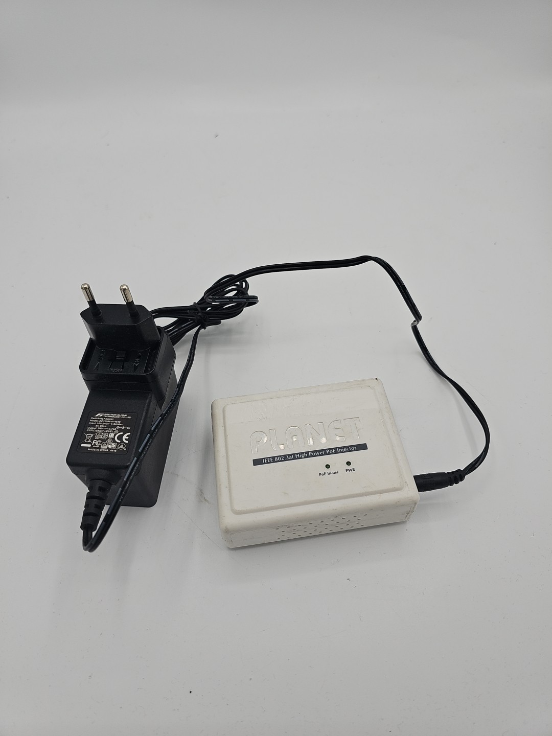 Planet High Power (PoE) Injector, POE-161, DC 56V 0.53A Max psu power supply