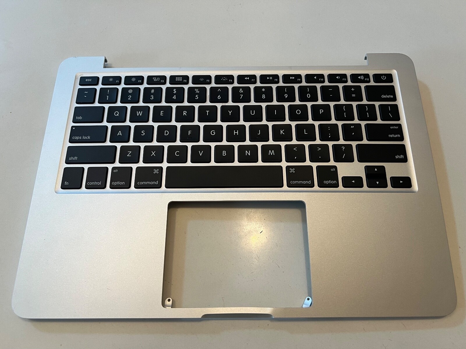 Apple MacBook Pro 13" 2015 A1502 Top Case Palmrest  - TESTED FUNCTIONAL BENT