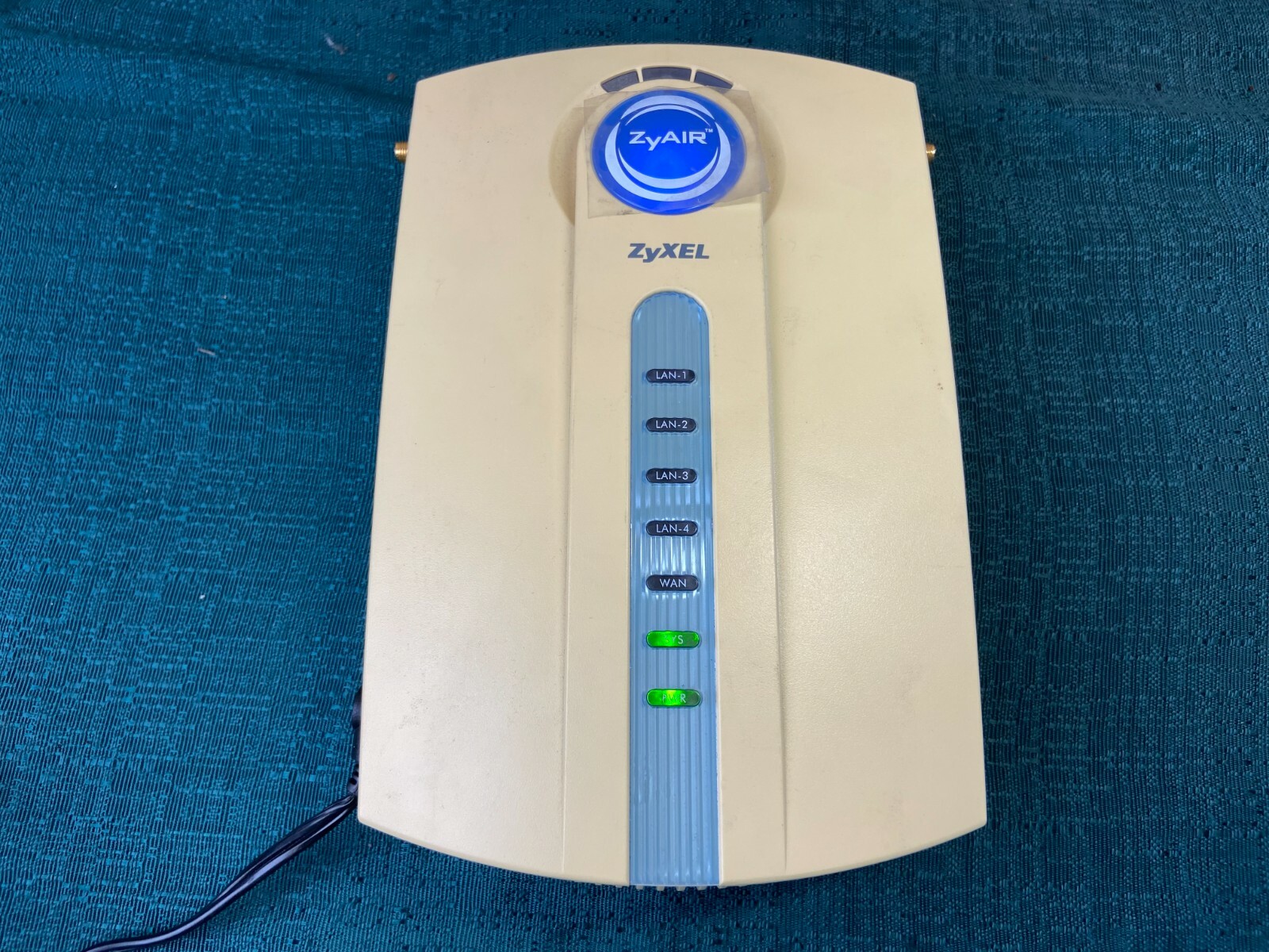 Zyxel Zyair G-4100 v2 Wireless Hotspot Gateway Router