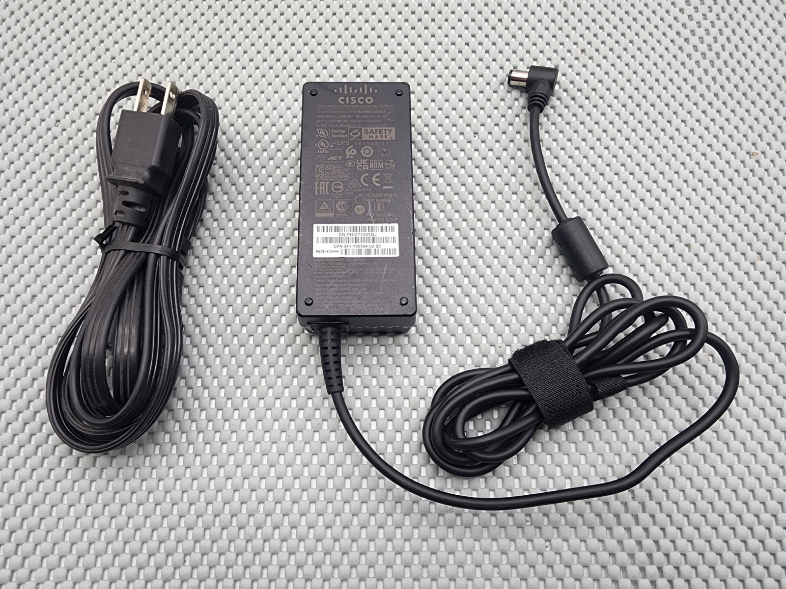 Cisco Power Cube 4 (CP-PWR-CUBE-4=) OEM for 8811/8841/8845/8851/8861/8865