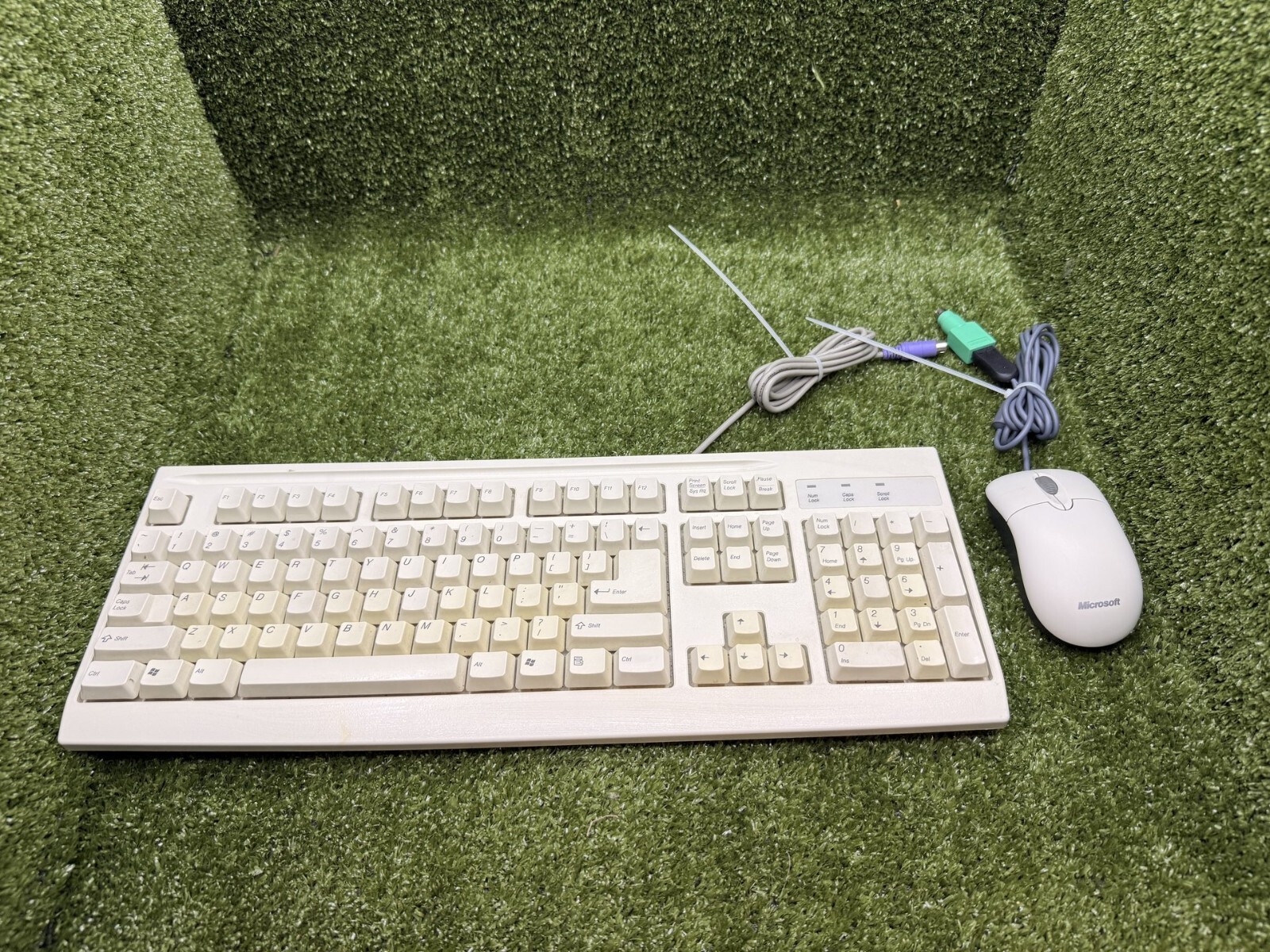 Mitsumi KFKEA4XT PS/2 Keyboard & Microsoft Basic Optical Mouse 1.0A Vintage PC