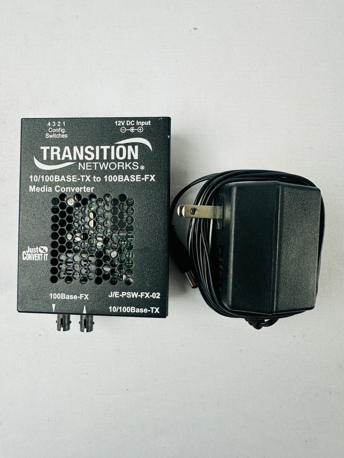 Transition Network J/E-PSW-FX-02 10/100Base-TX to 100Base-FX Media Converter