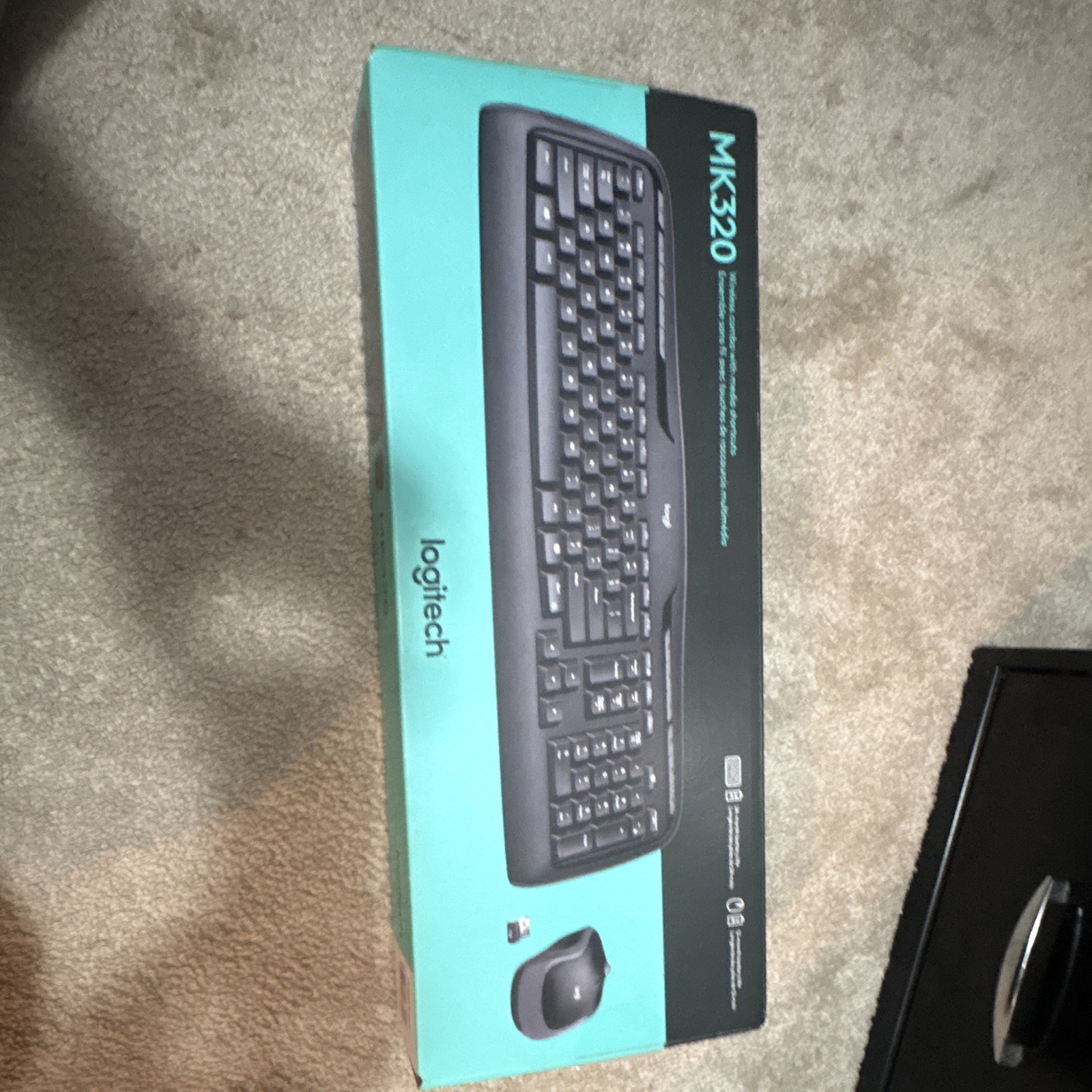 Logitech MK320 Wireless Plug & Play Keyboard Mouse Combo Black English QWERTY