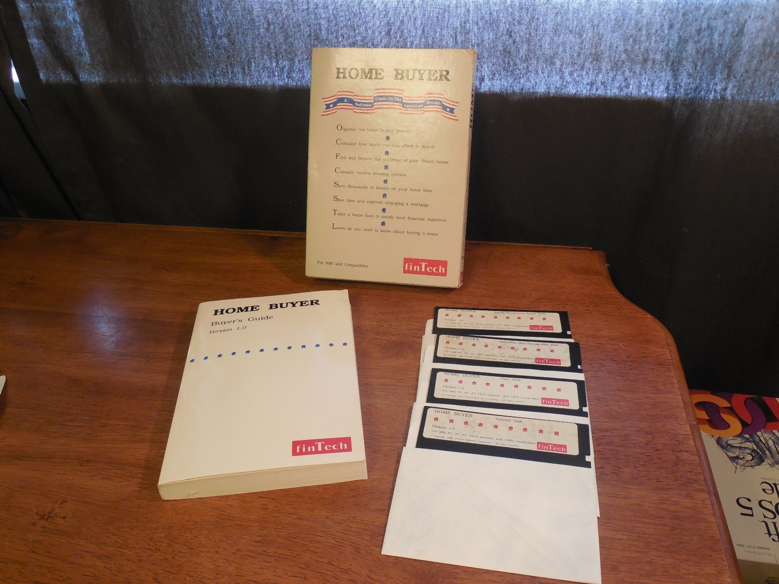 1990 HOME BUYER A SOFTWARE GUIDE TO THE AMERICAN DREAM W/ BOX MANUAL & DISKS