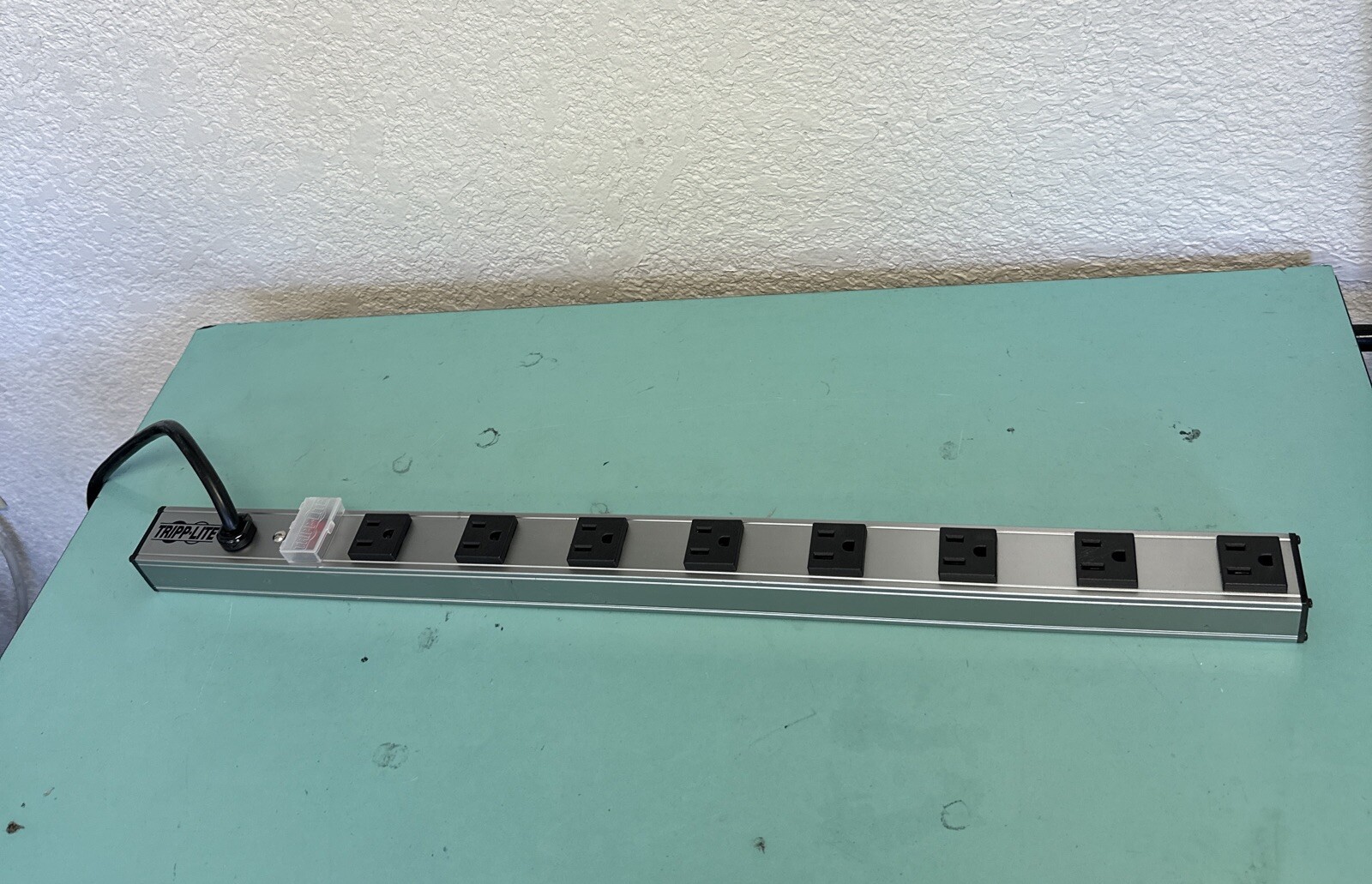 Lot 2 Tripp Lite PS240810 8-Outlet Vertical Power Strip 120V 15A 10-ft 