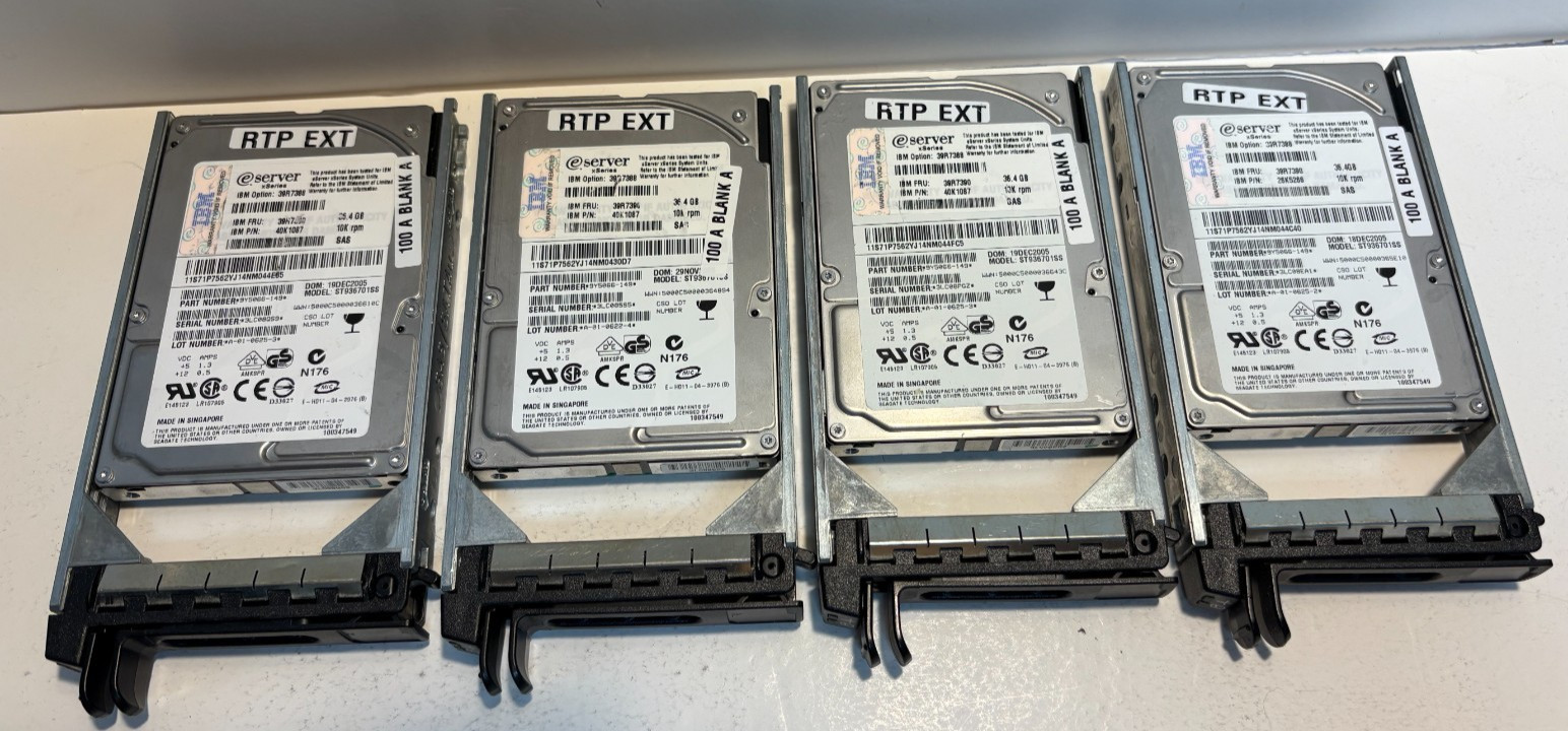 Lot of 4 Seagate IBM 9Y5066-149 2.5" SAS Hard Drive w/ Caddy Server HDD 36.4GB