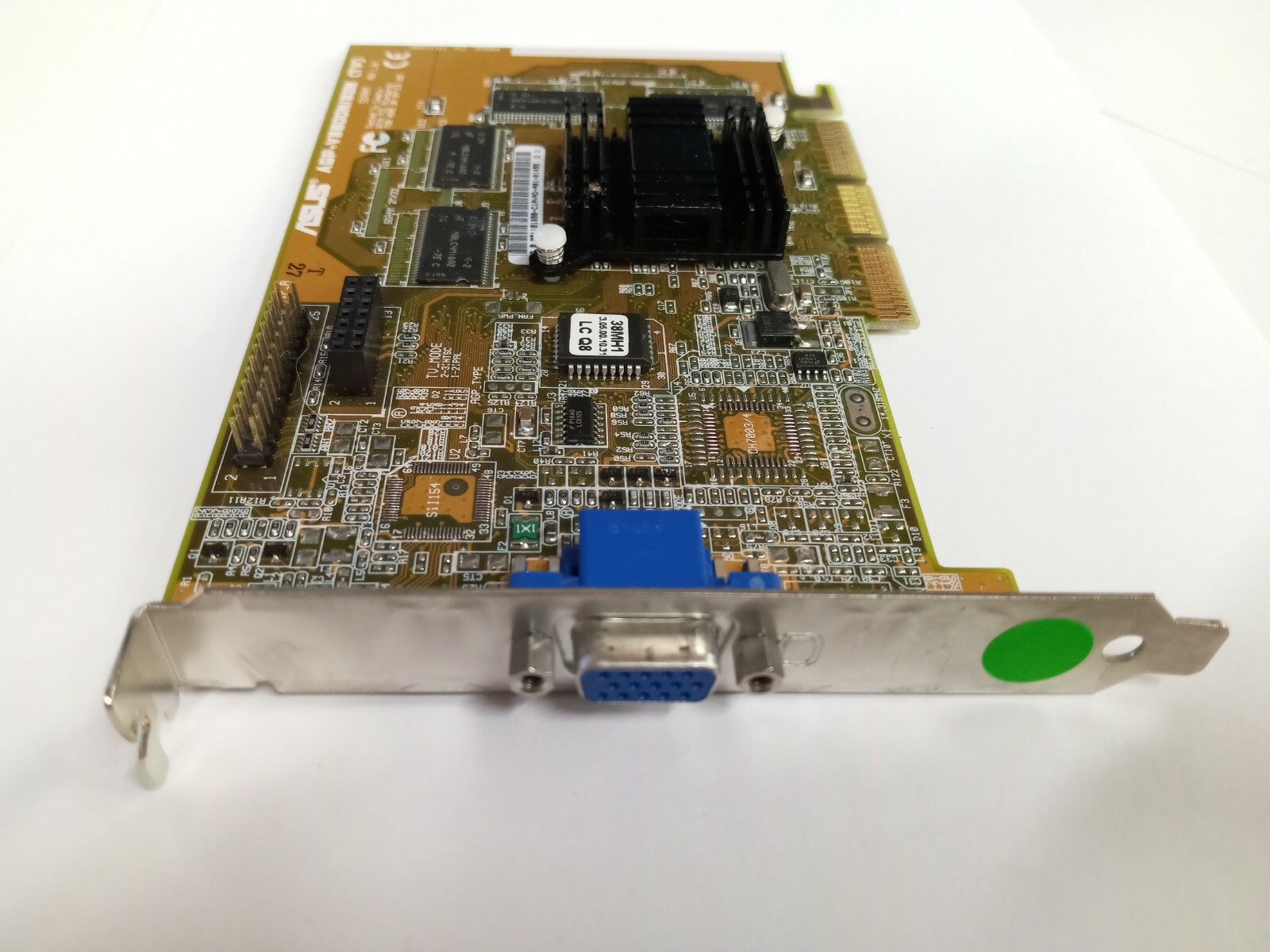 Asus AGP-V3800M/32M 32MB AGP Video VGA Graphics Card 5185-5340 Gaming retro