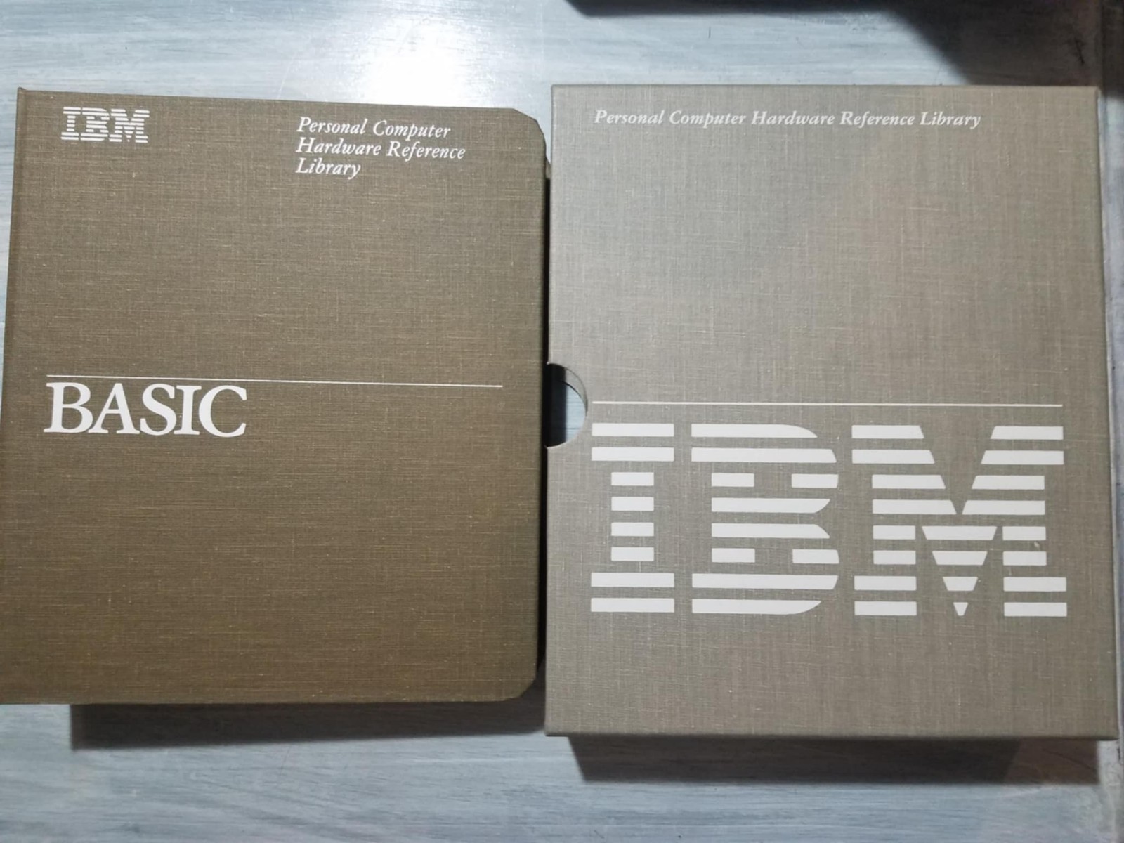 Vintage 1984 - IBM BASIC 3rd Edition Reference Manual - 6361134 - CLEAN WITH BOX
