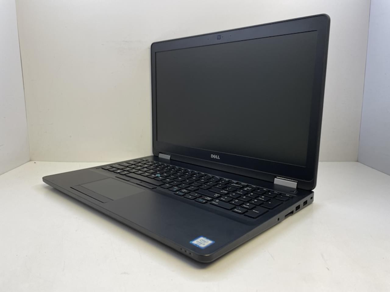 DELL LATITUDE E5570 Laptop w/ Intel Core i5-6300U 2.40 GHZ + 4 GB No HD/Battery