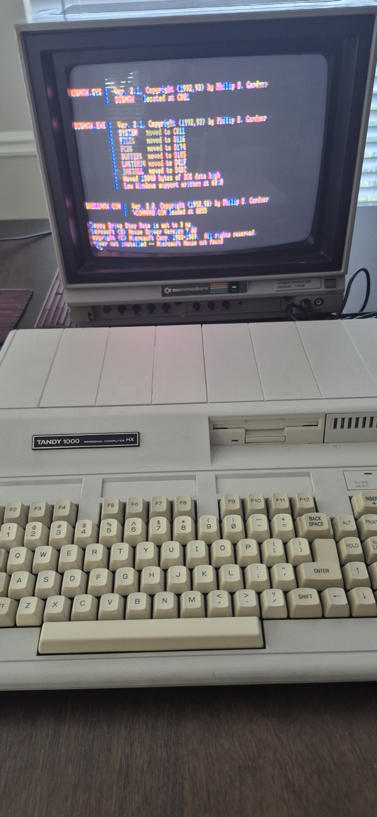 Vintage Tandy 1000 HX  With 3-in-1 Upgrade,32MB CF, Floppy & Keyboard Works,