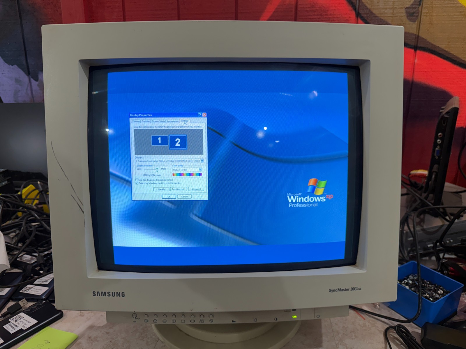 20GLSI samsung 20 CRT GAMING VINTAGE BNC MONITOR -WORKS PERFECLTLY RARE